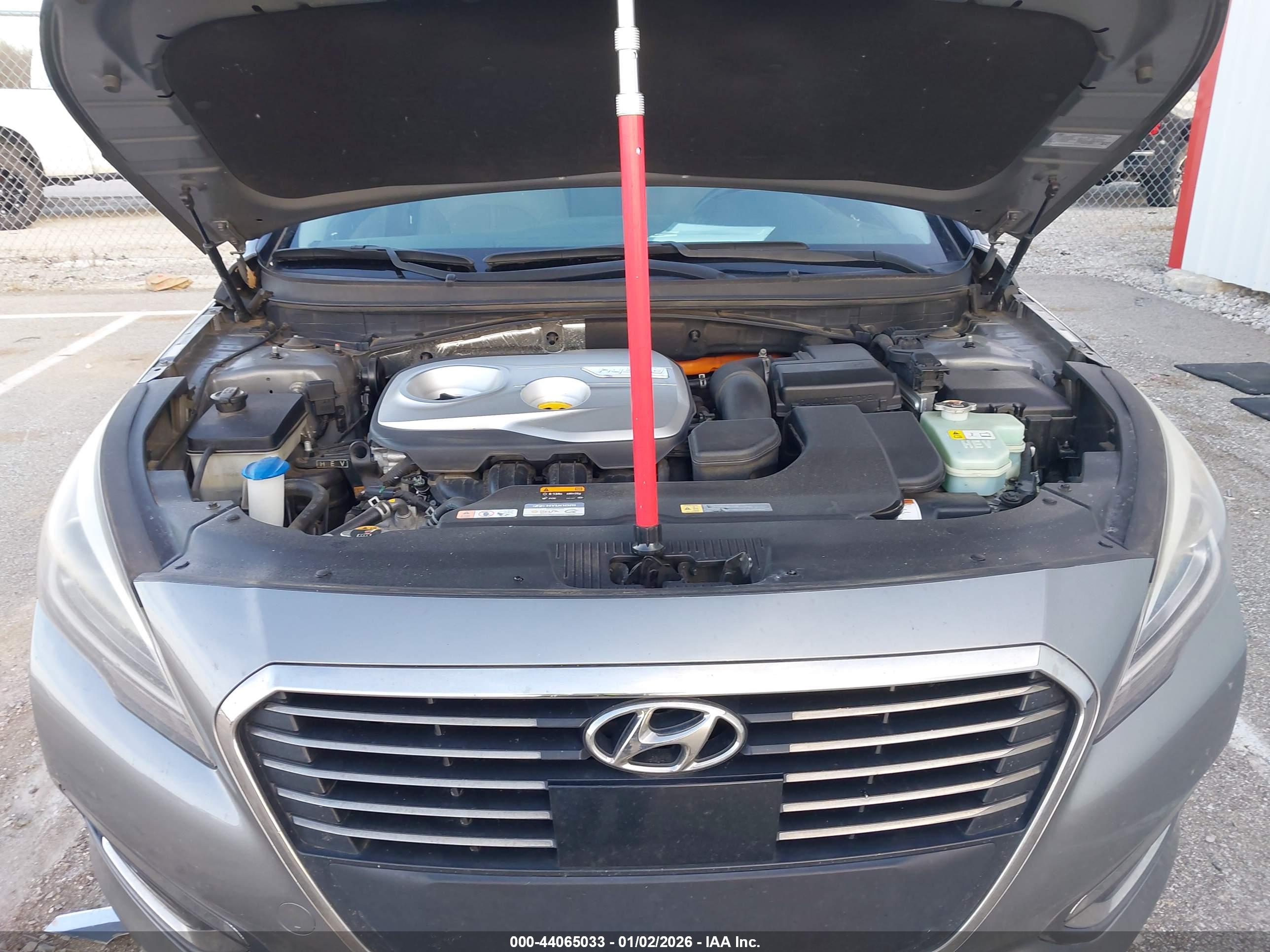 HYUNDAI SONATA image 10