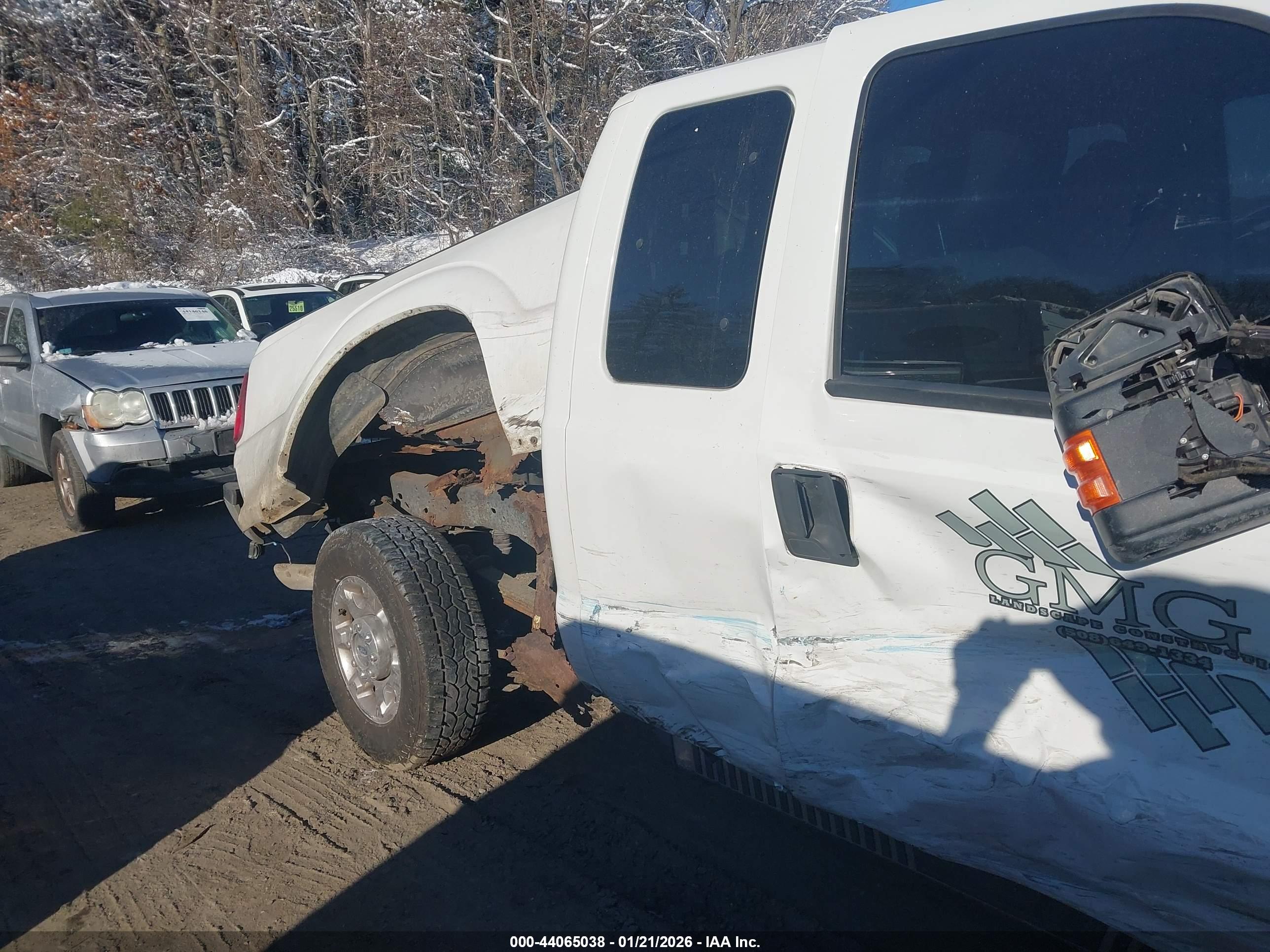 FORD F-250 image 6