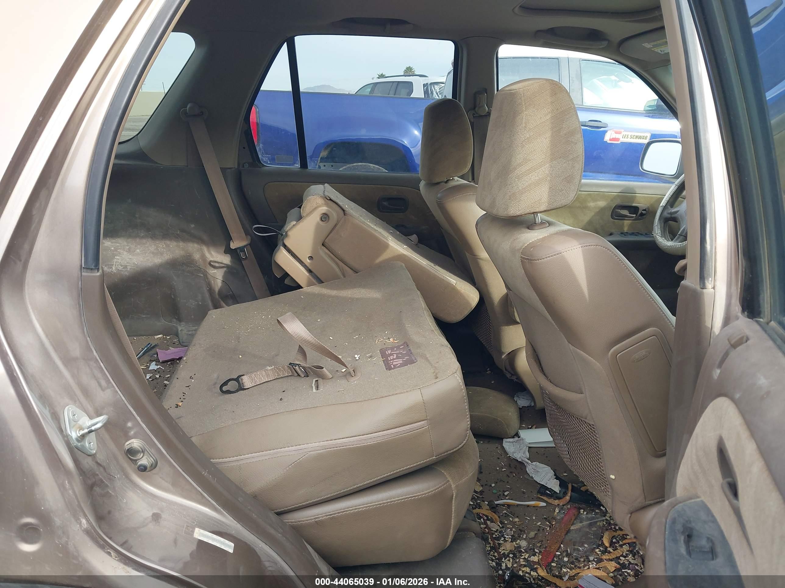 HONDA CR-V image 8