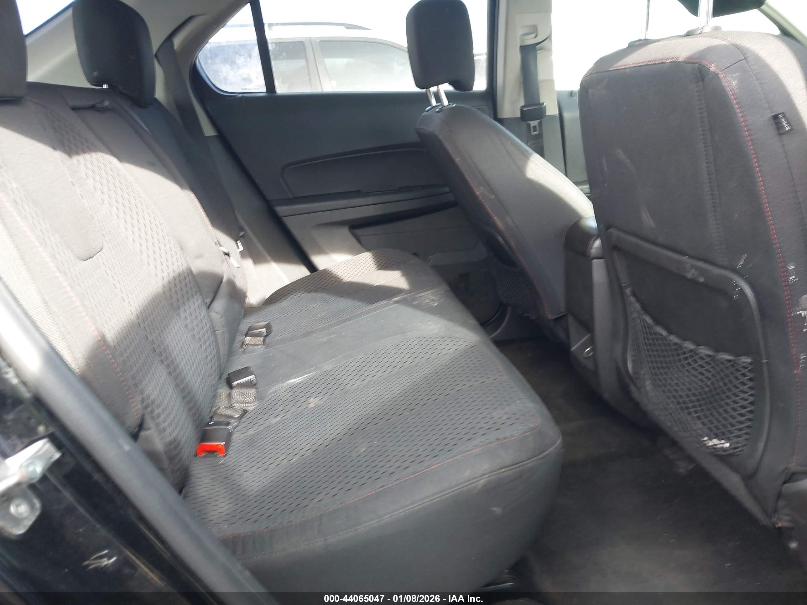 CHEVROLET EQUINOX image 8