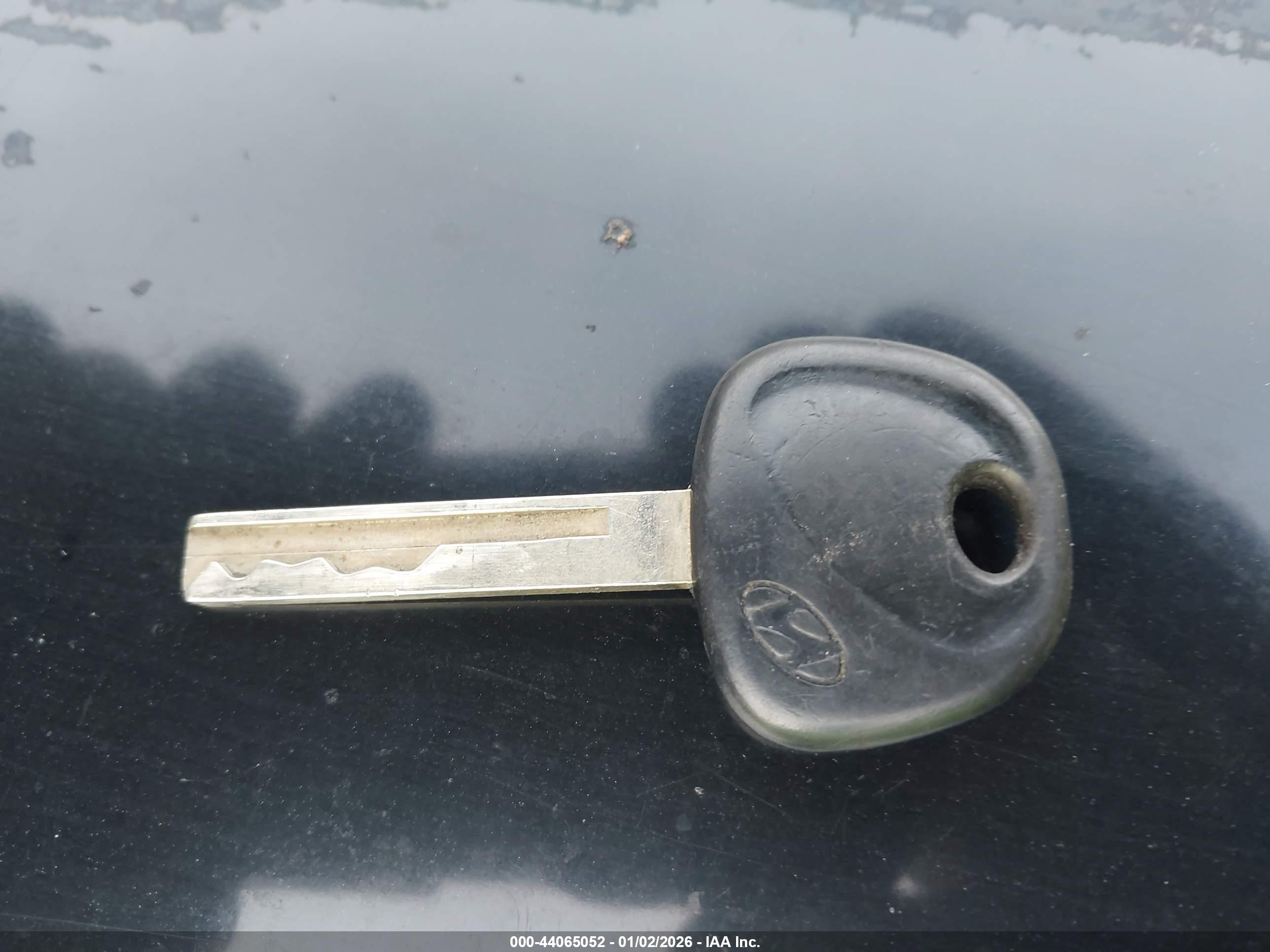 HYUNDAI ACCENT image 11