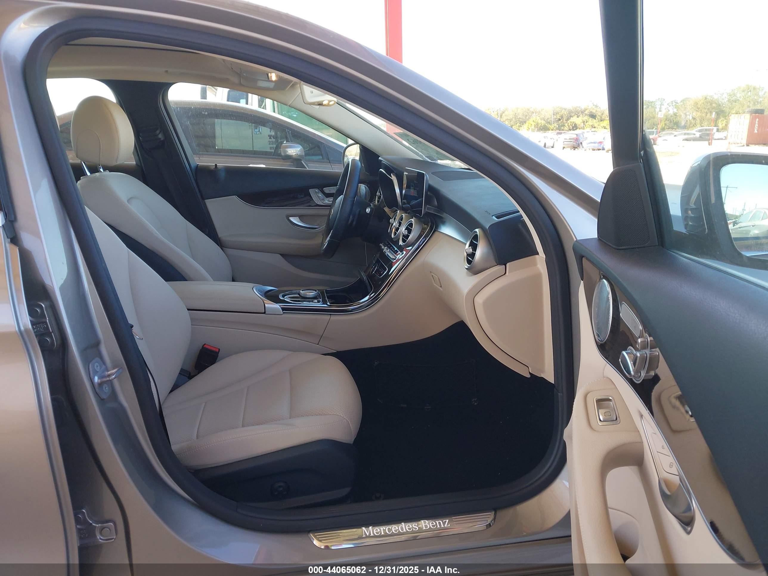 MERCEDES-BENZ C image 5