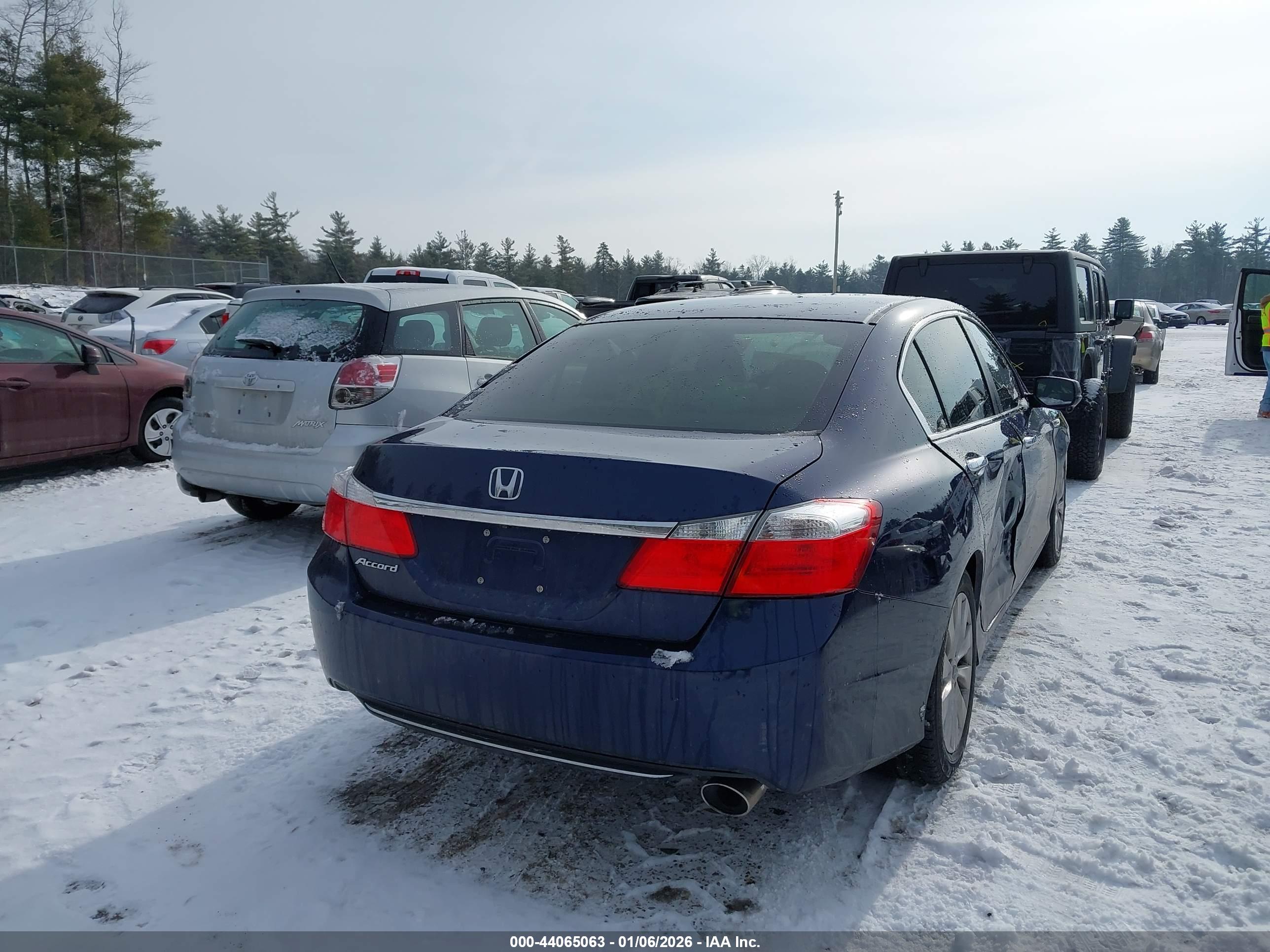 HONDA ACCORD image 4