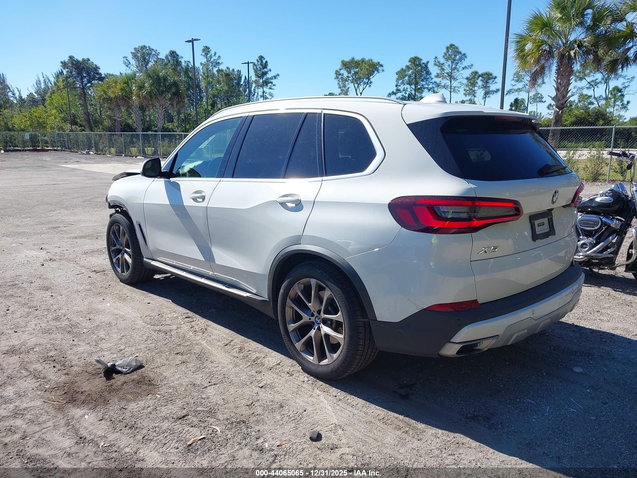 BMW X5 image 3