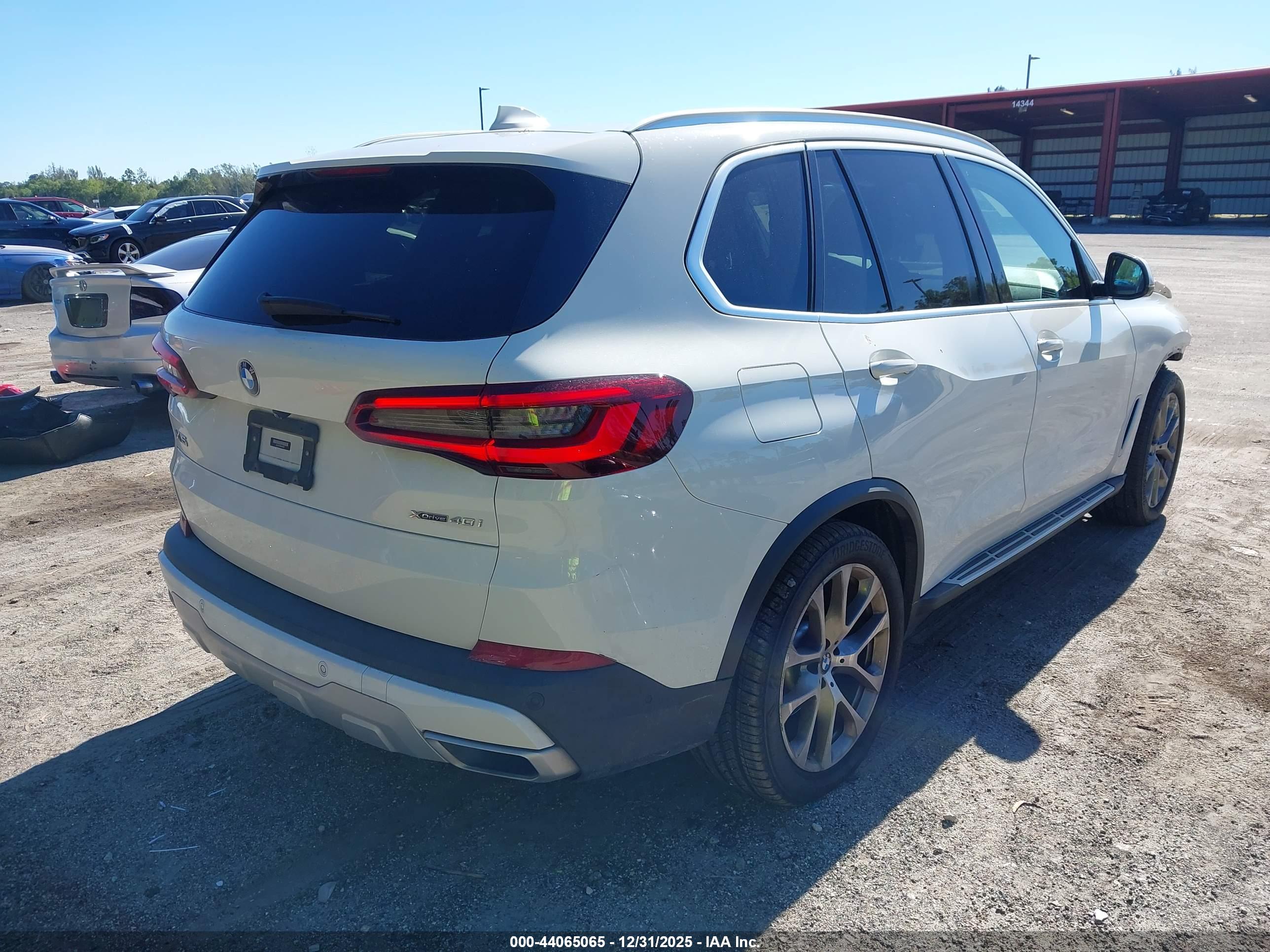 BMW X5 image 4