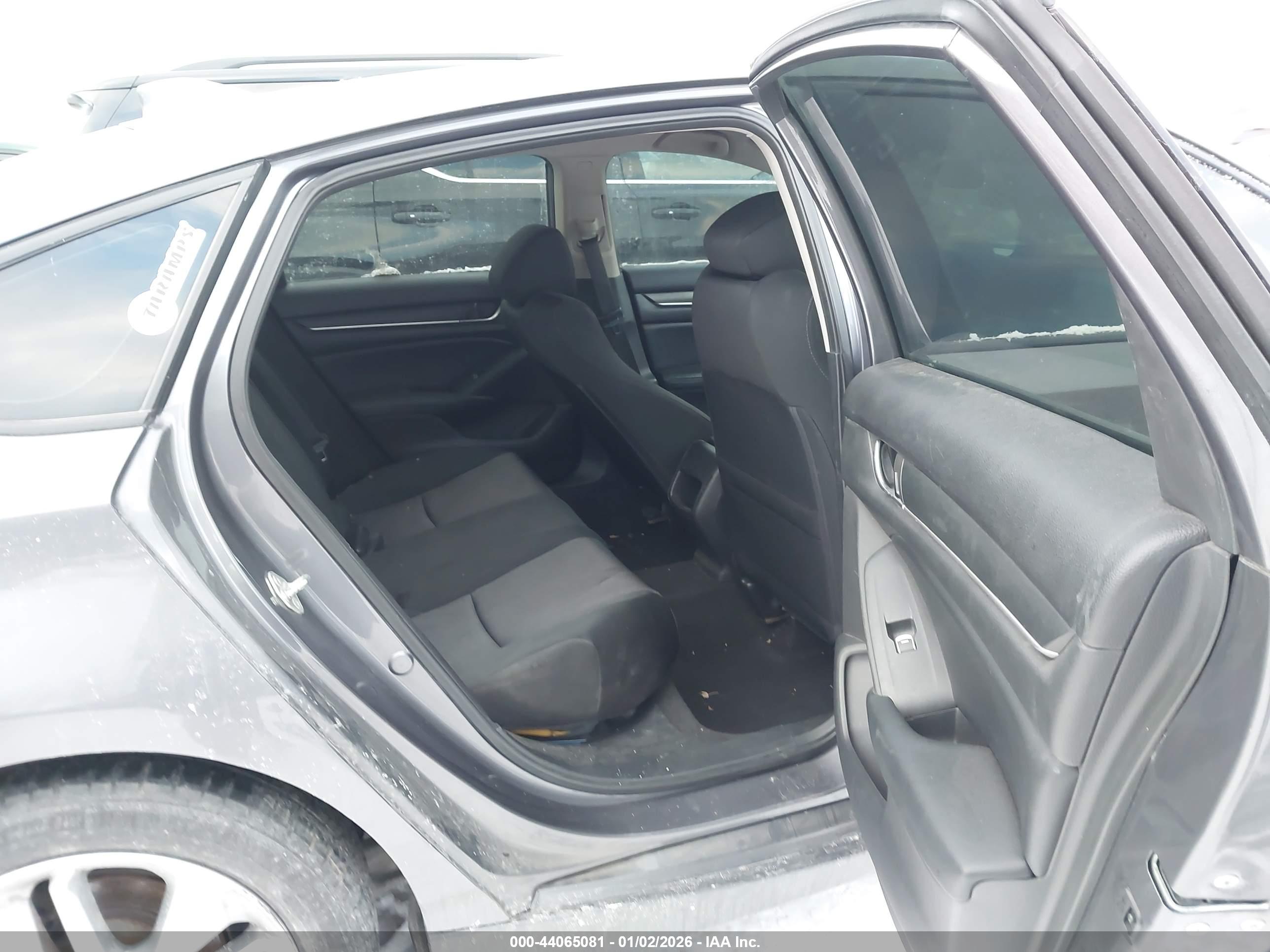 HONDA ACCORD image 8
