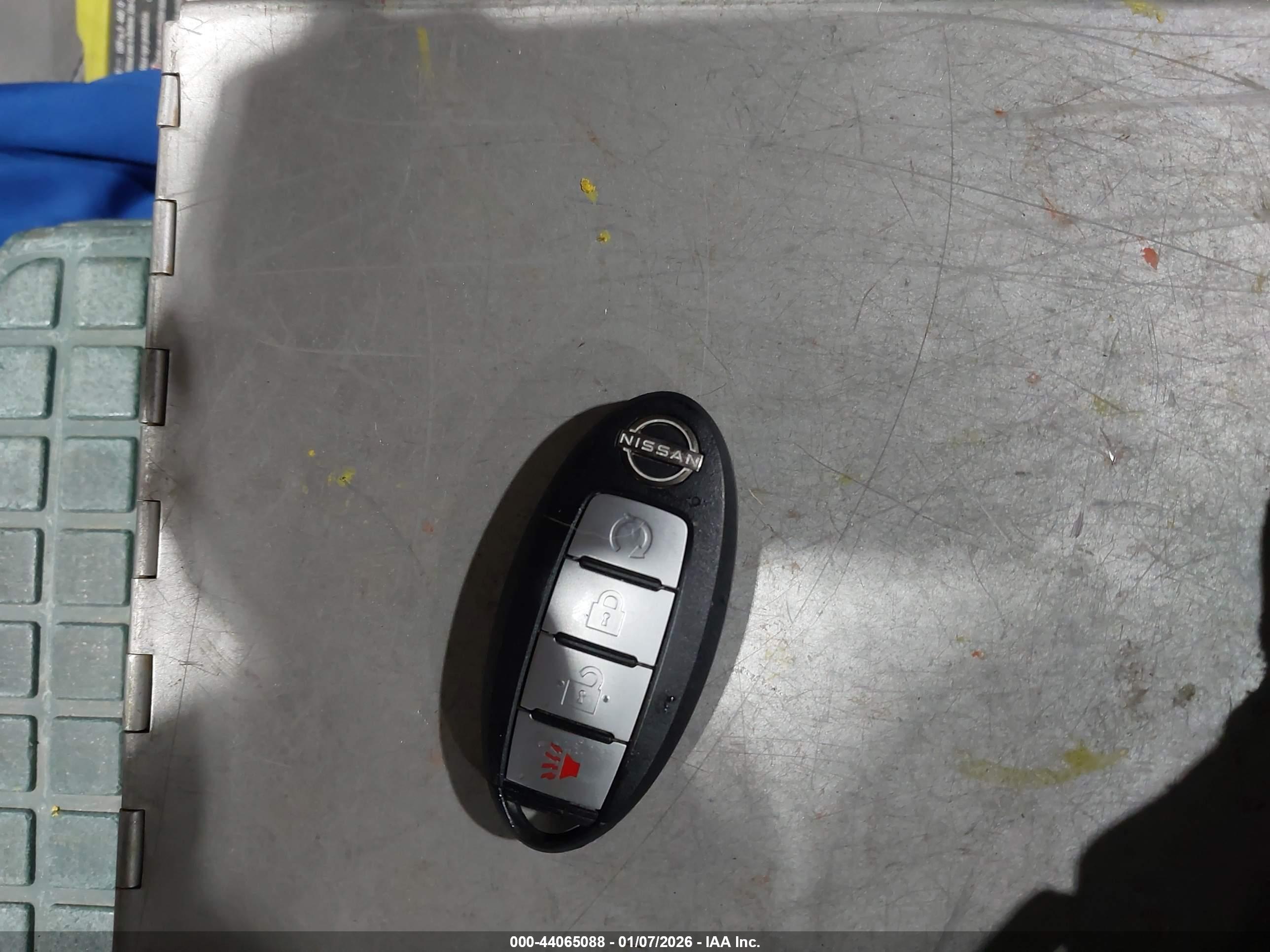 NISSAN FRONTIER image 11