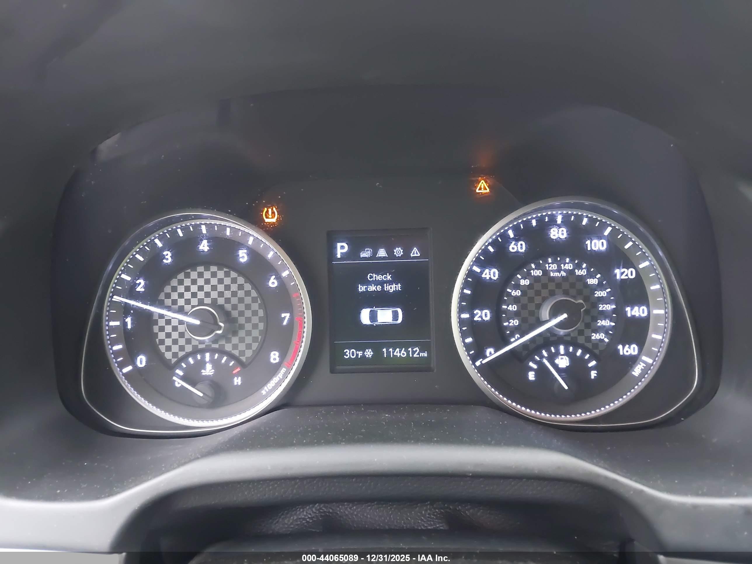 HYUNDAI ELANTRA image 7