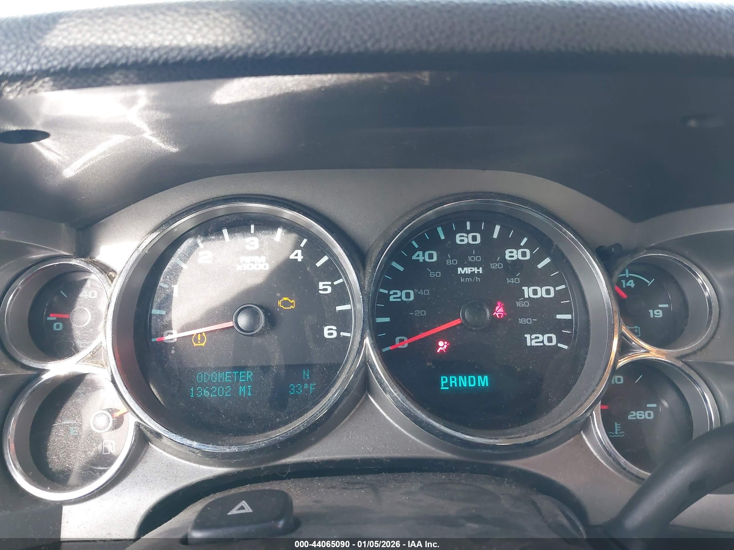 CHEVROLET SILVERADO image 7