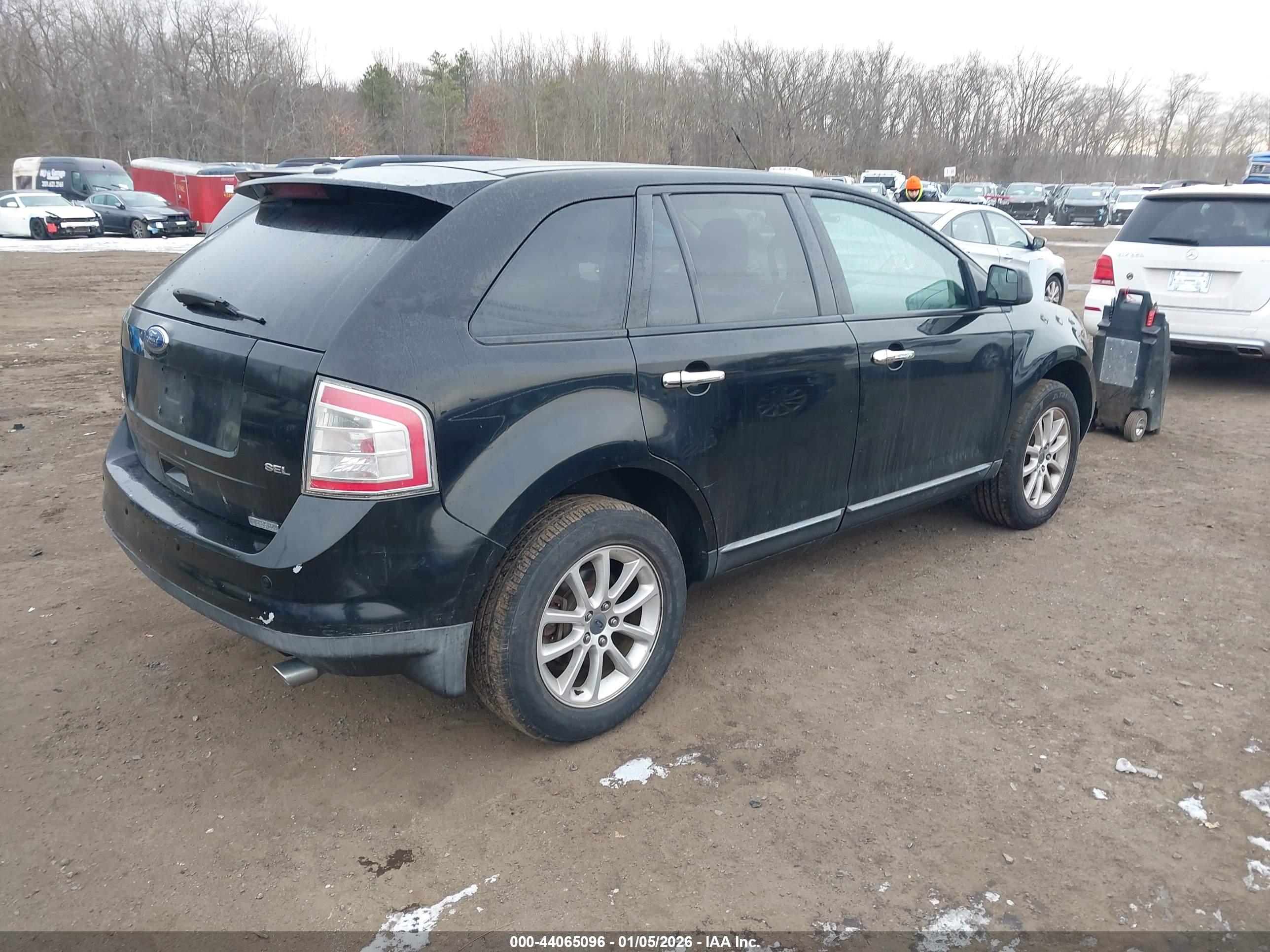 FORD EDGE image 4