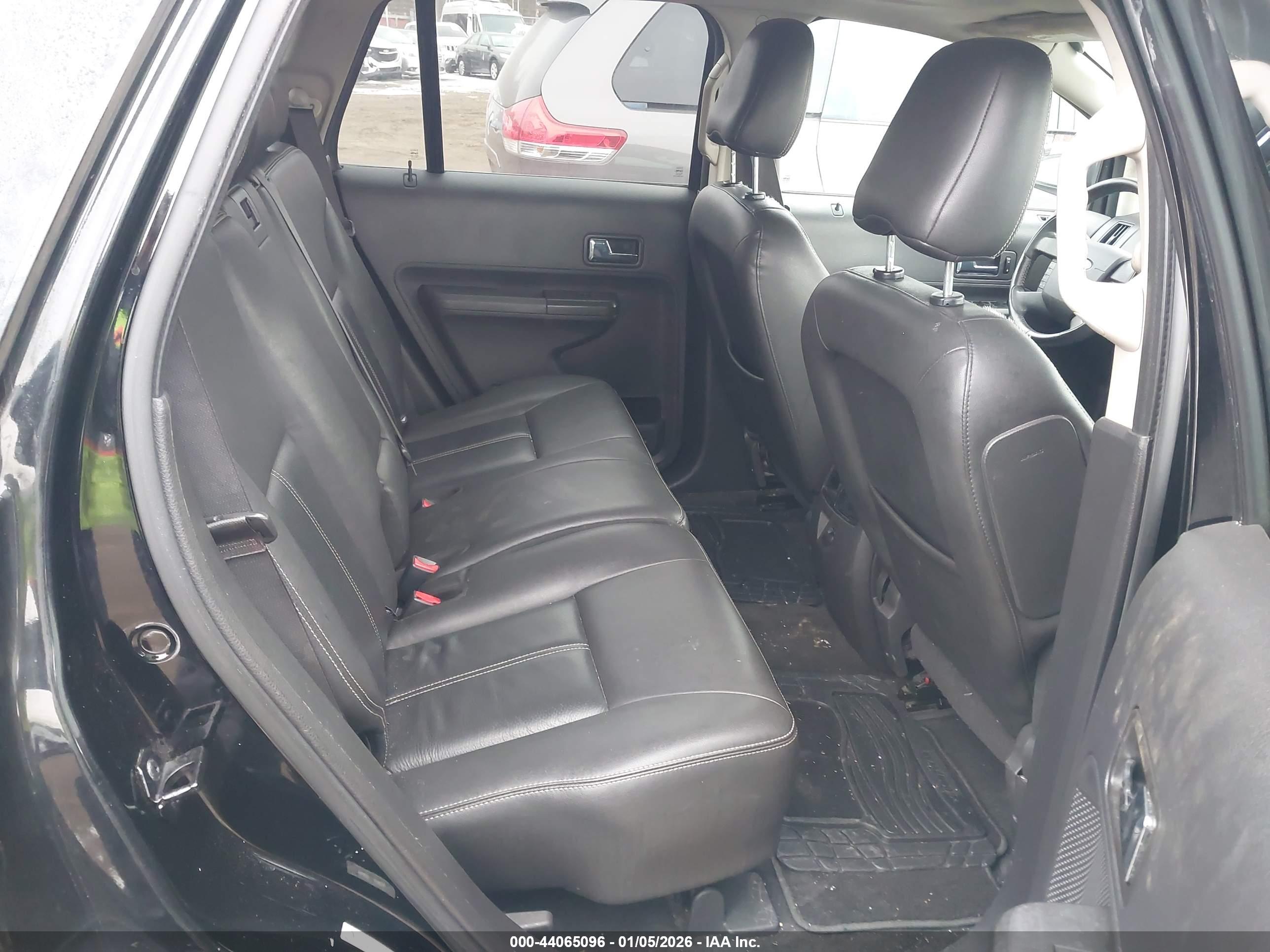FORD EDGE image 8