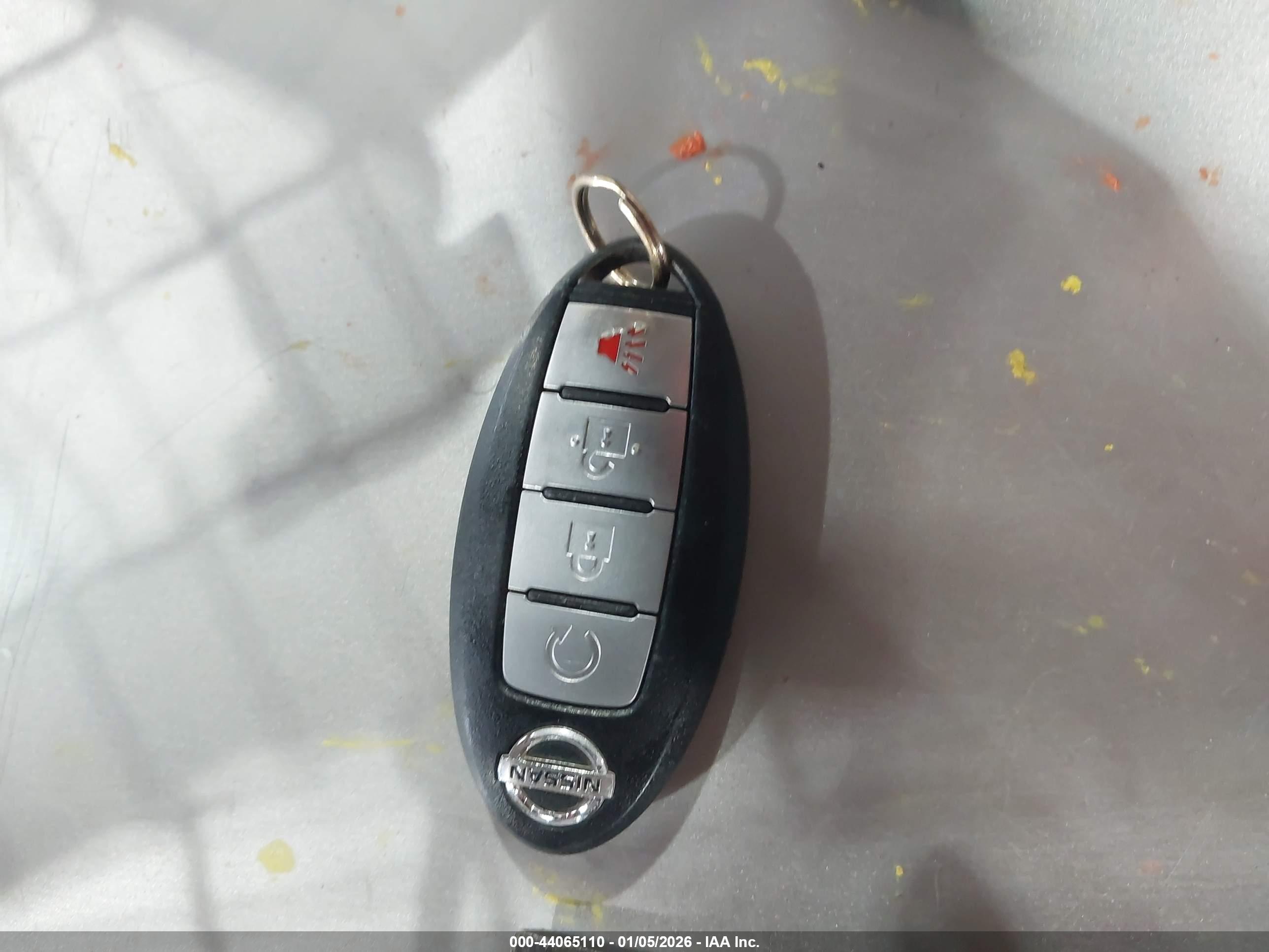 NISSAN ROGUE image 11