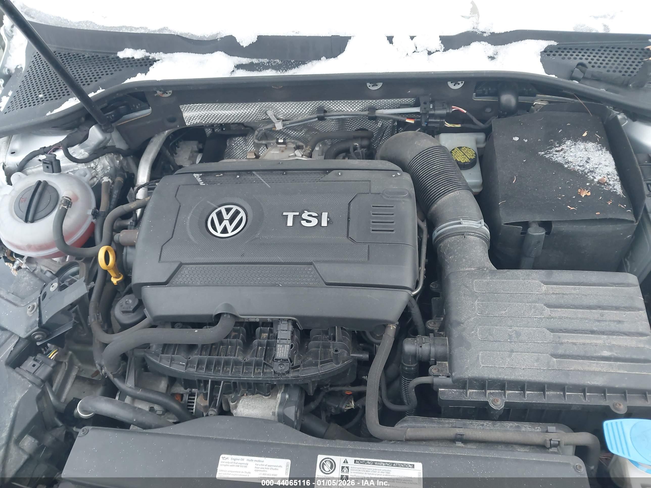 VOLKSWAGEN GOLF image 10