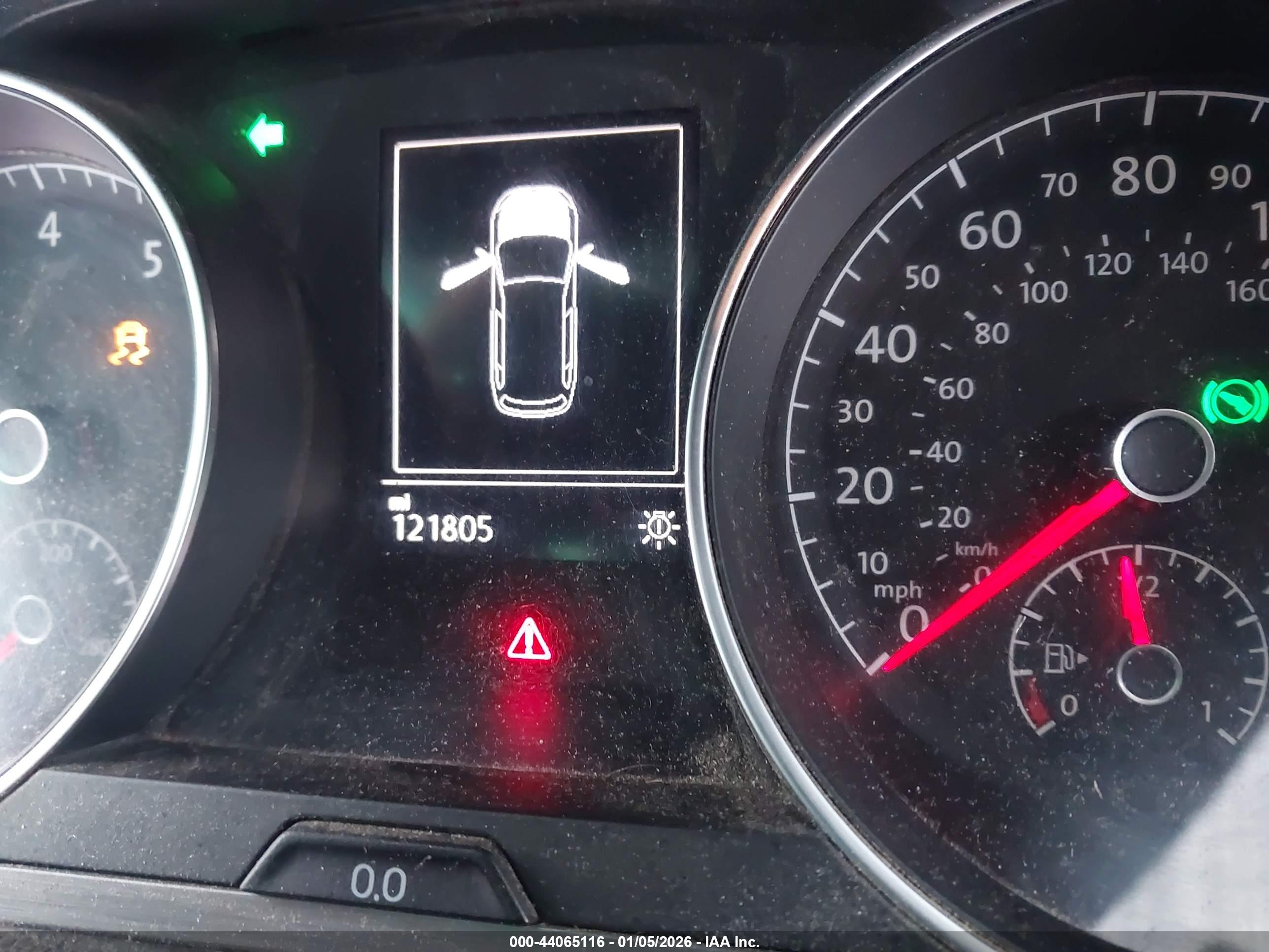 VOLKSWAGEN GOLF image 7