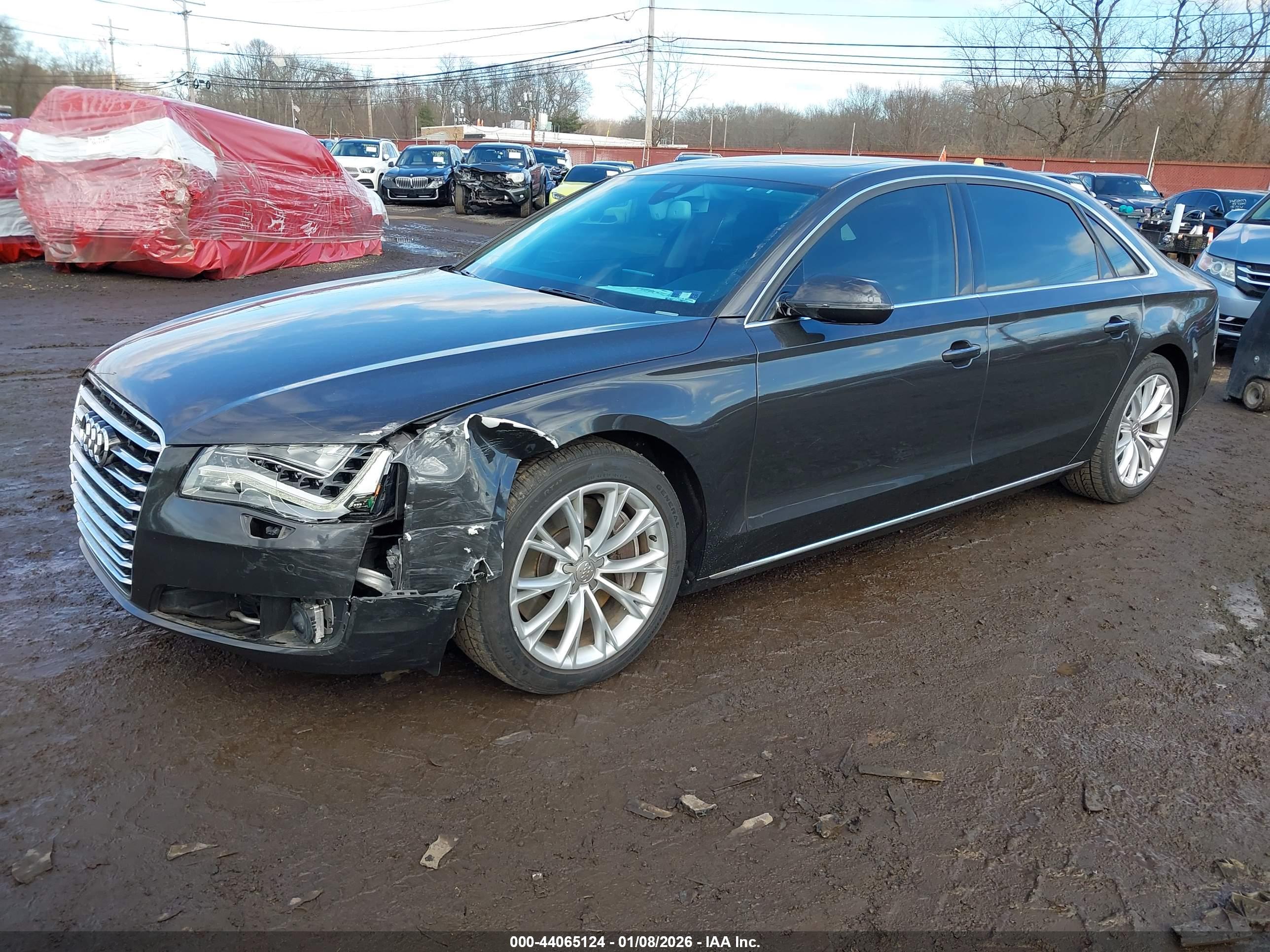 AUDI A8 image 6