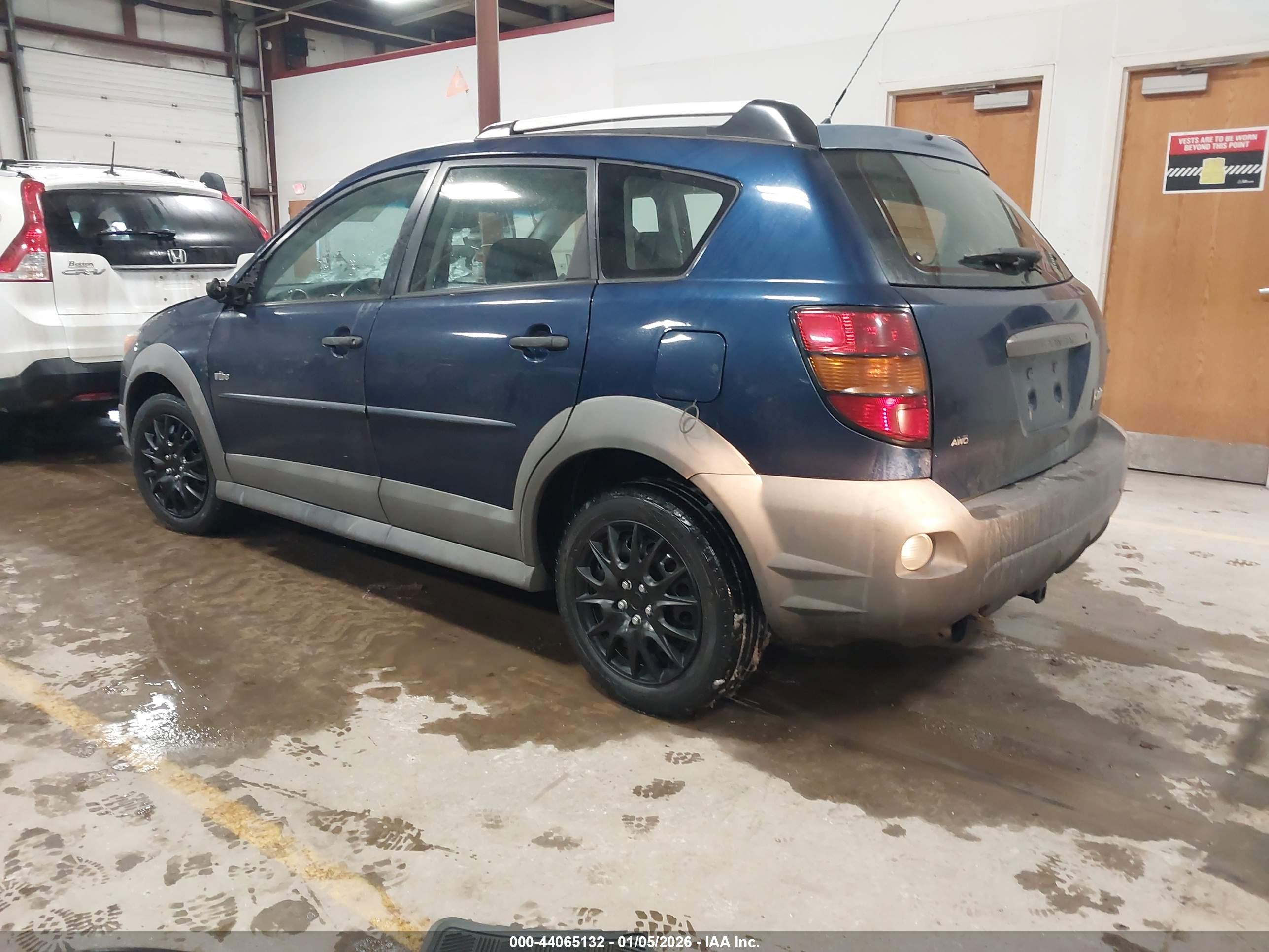 PONTIAC VIBE image 3