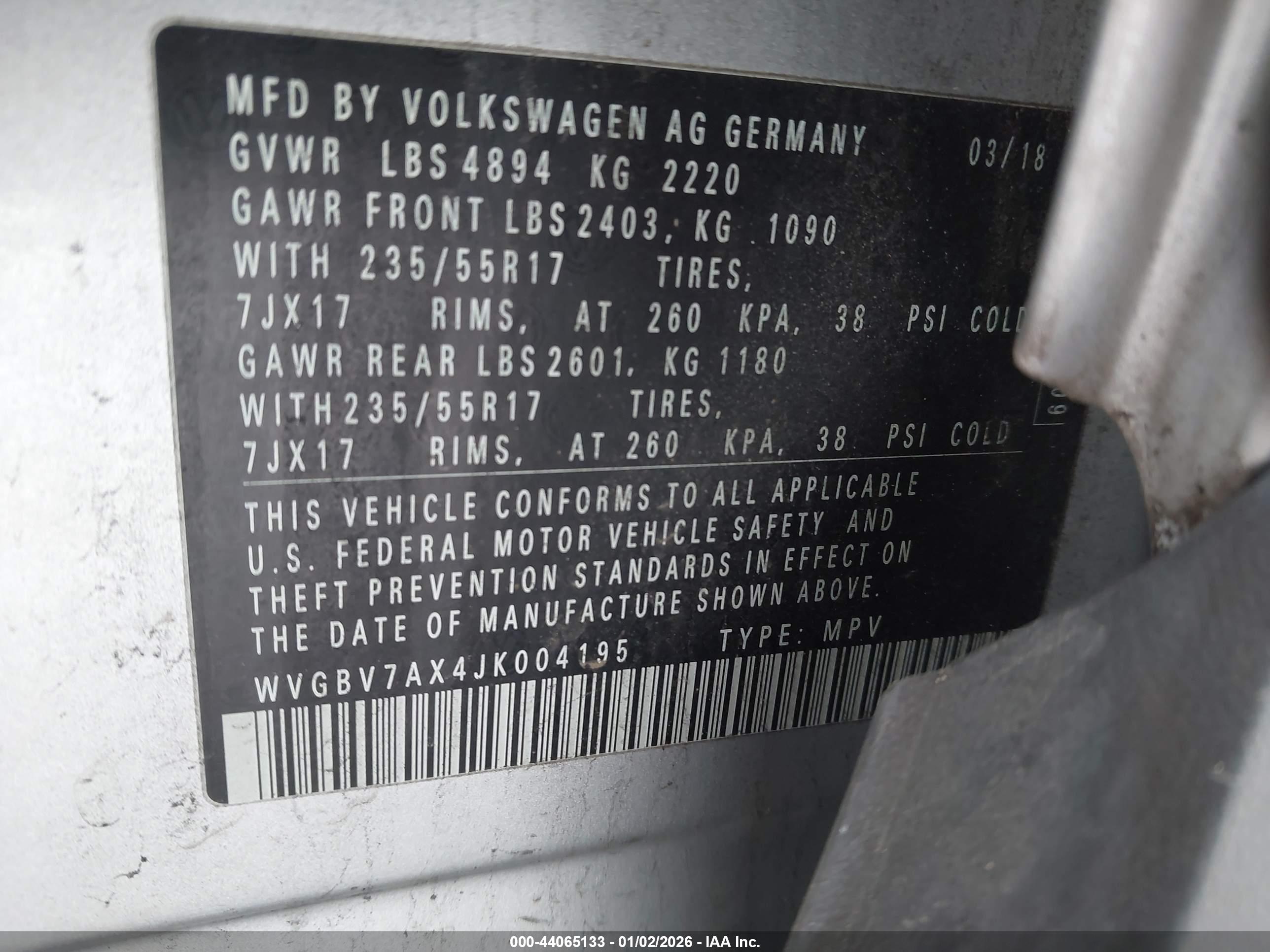 VOLKSWAGEN TIGUAN image 9