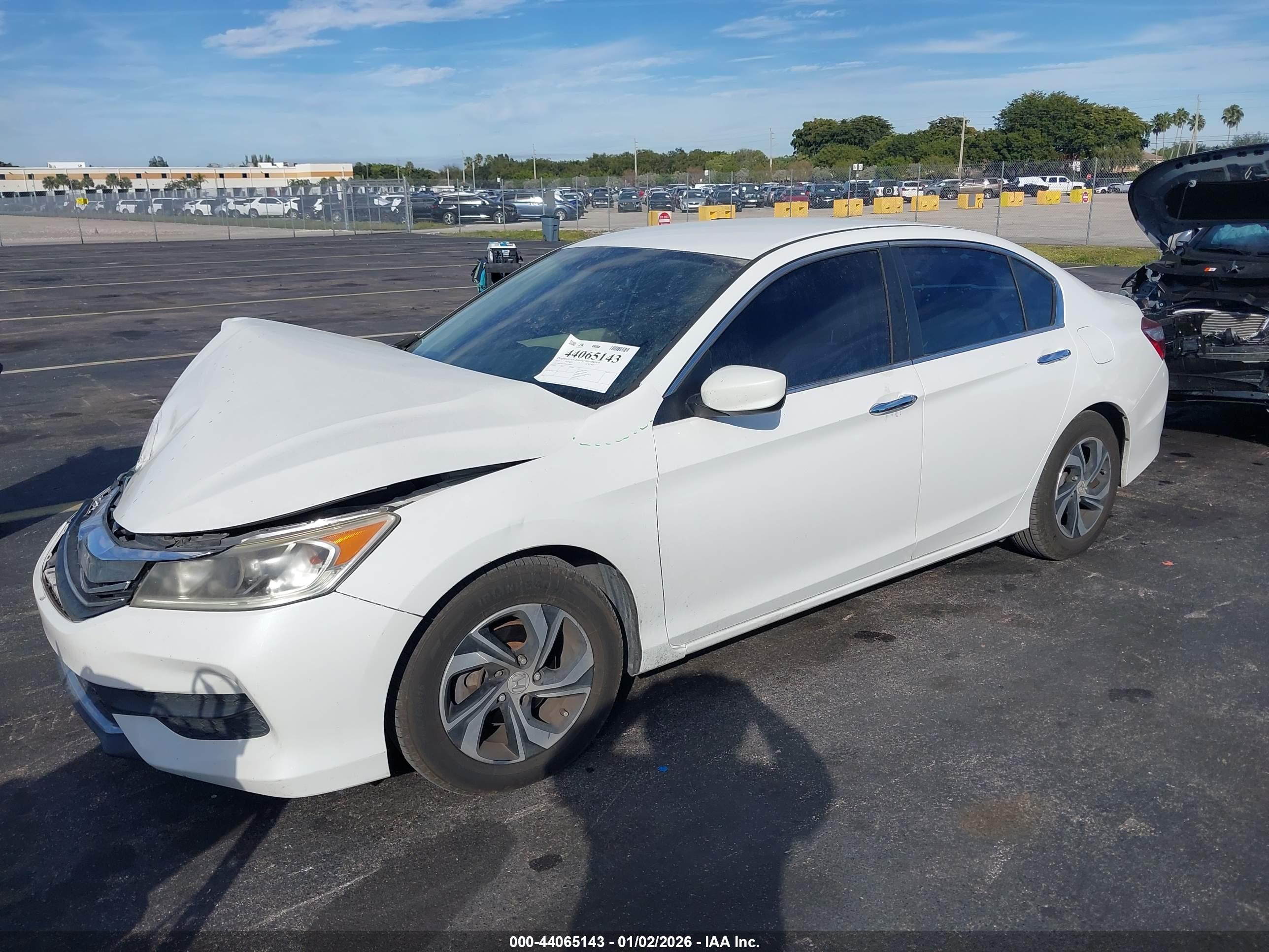 HONDA ACCORD image 2