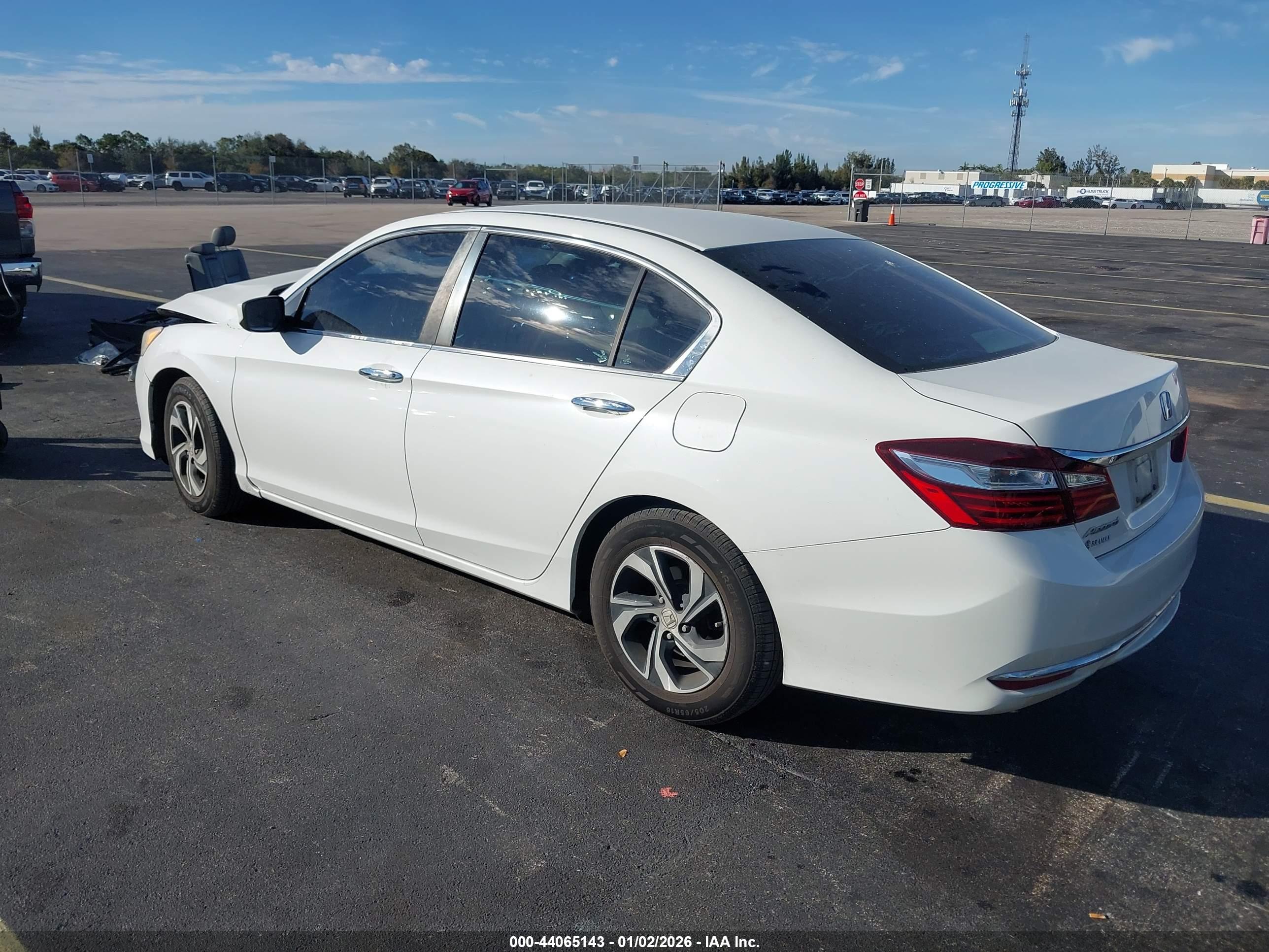 HONDA ACCORD image 3