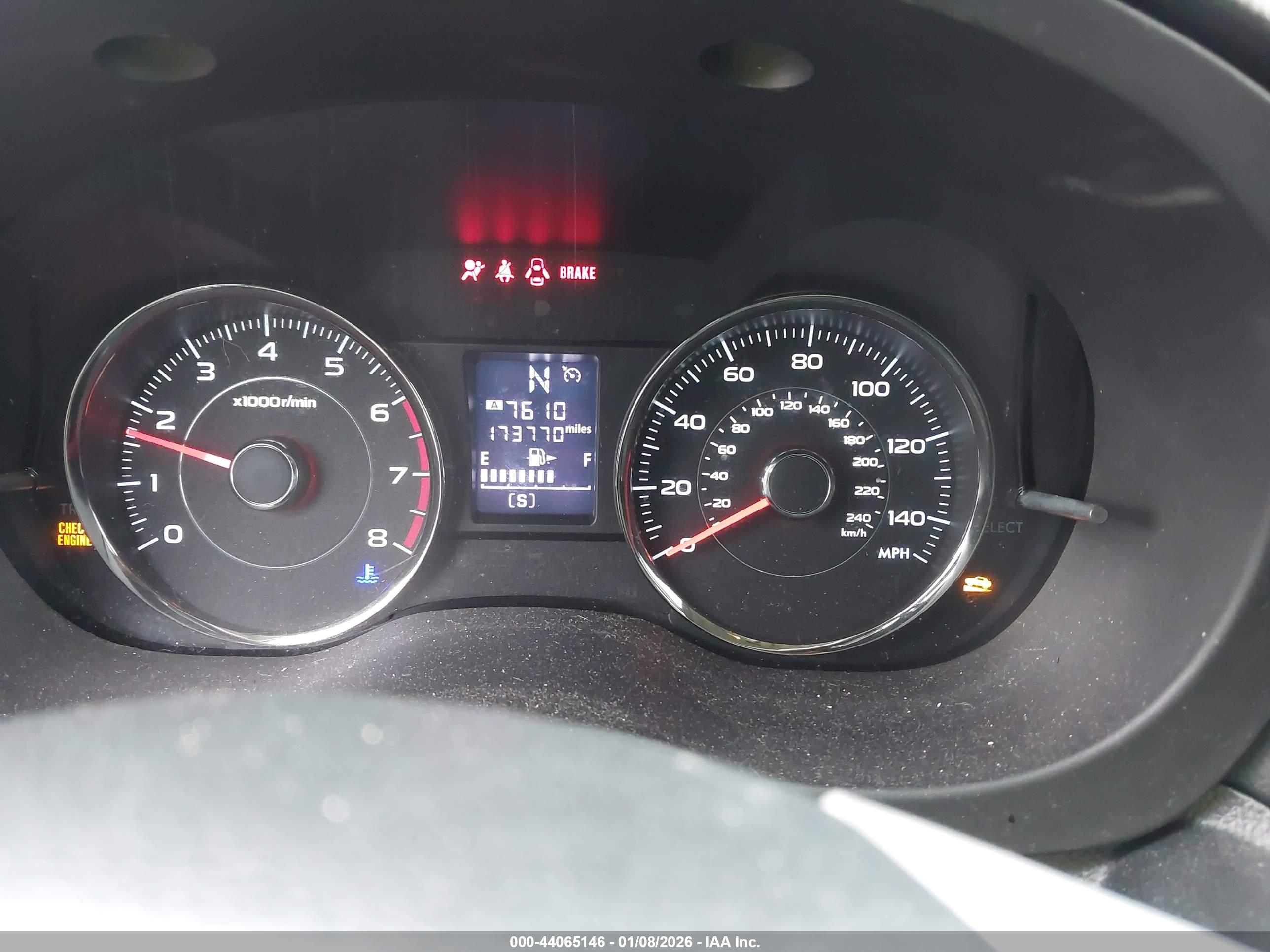 SUBARU FORESTER image 7