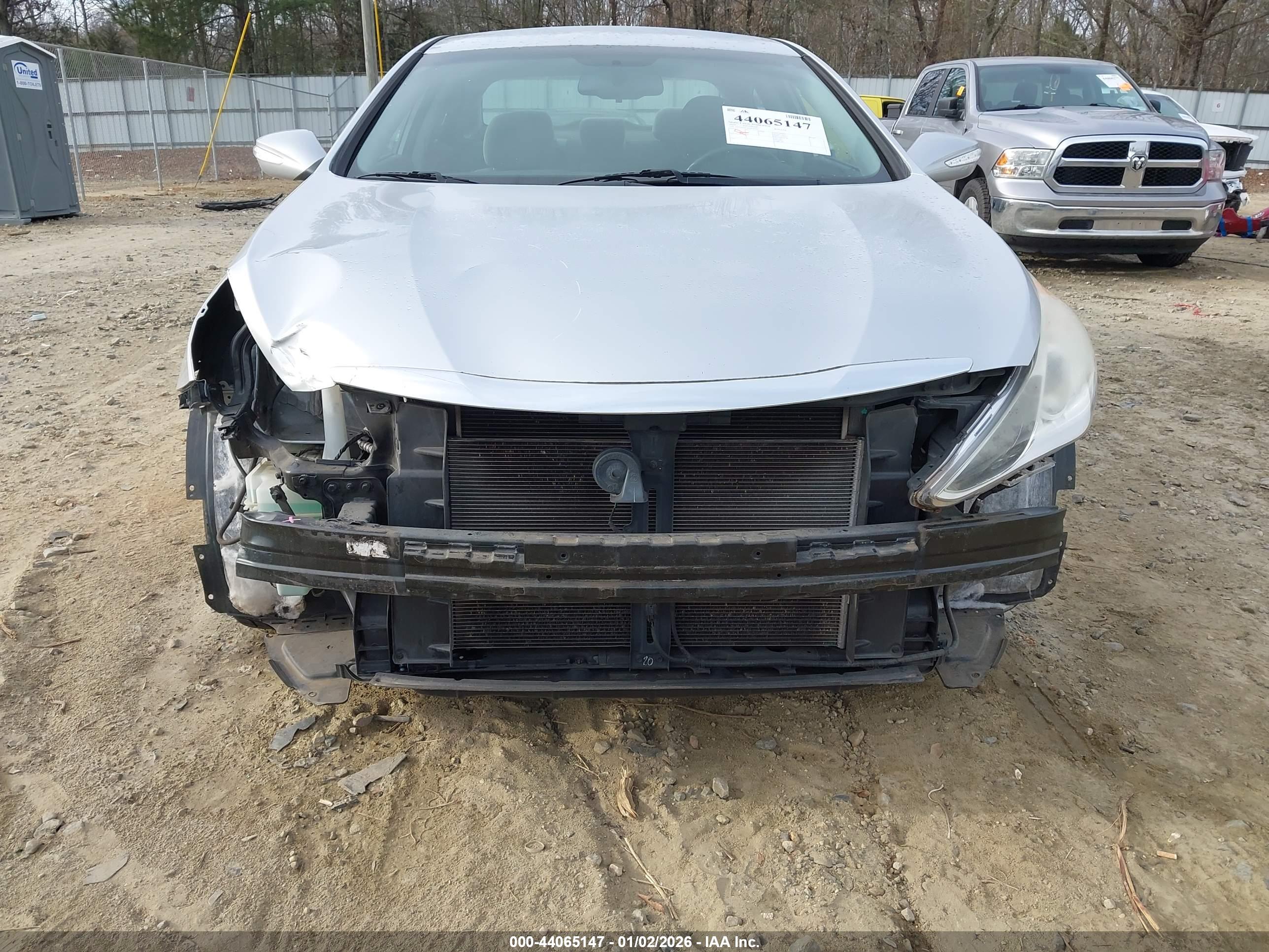 HYUNDAI SONATA image 6