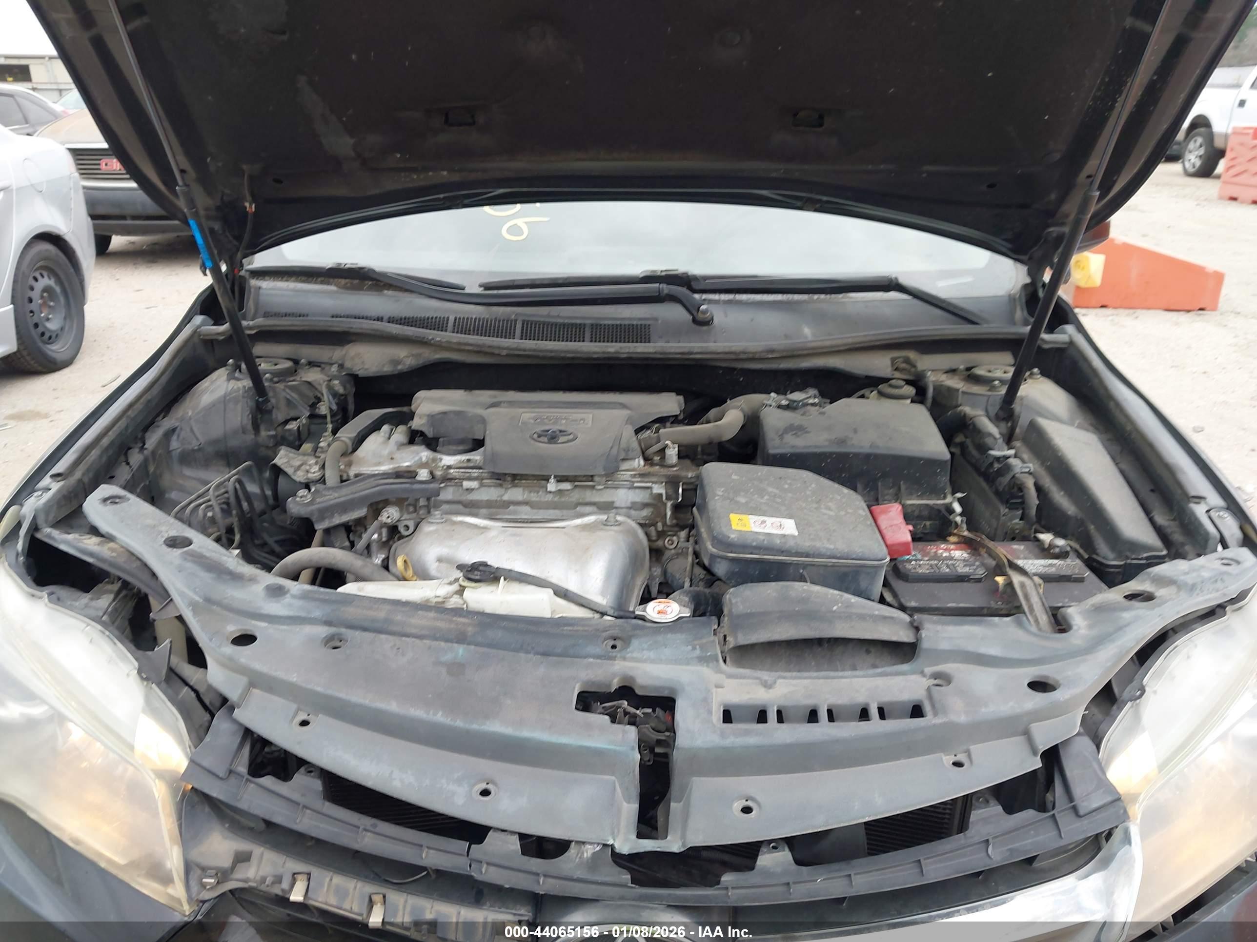 TOYOTA CAMRY image 10
