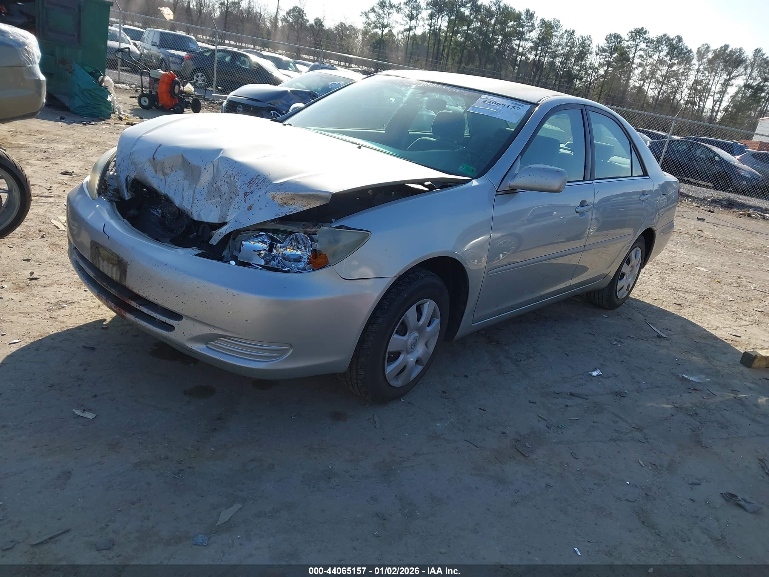 TOYOTA CAMRY image 2