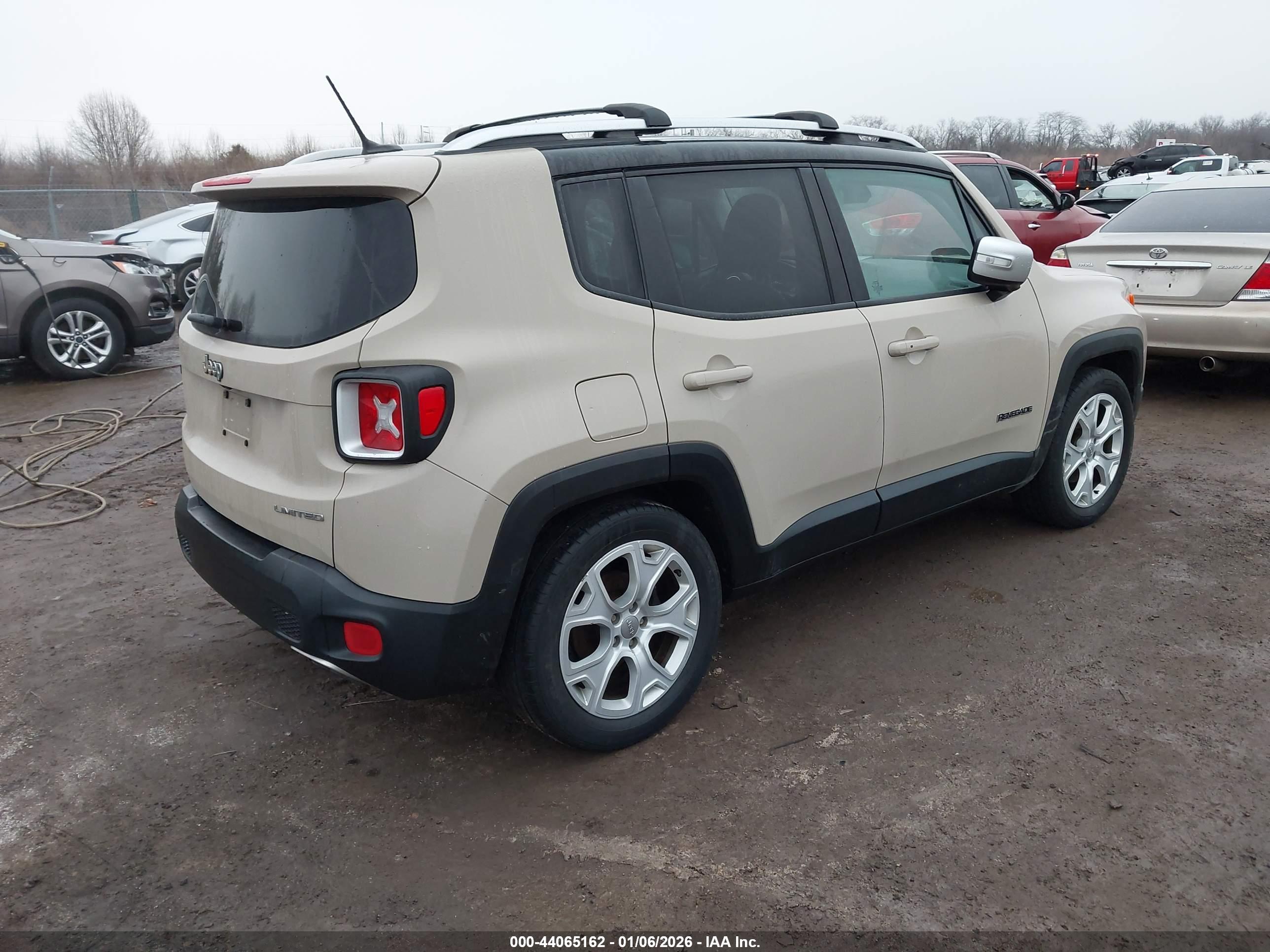 JEEP RENEGADE image 4