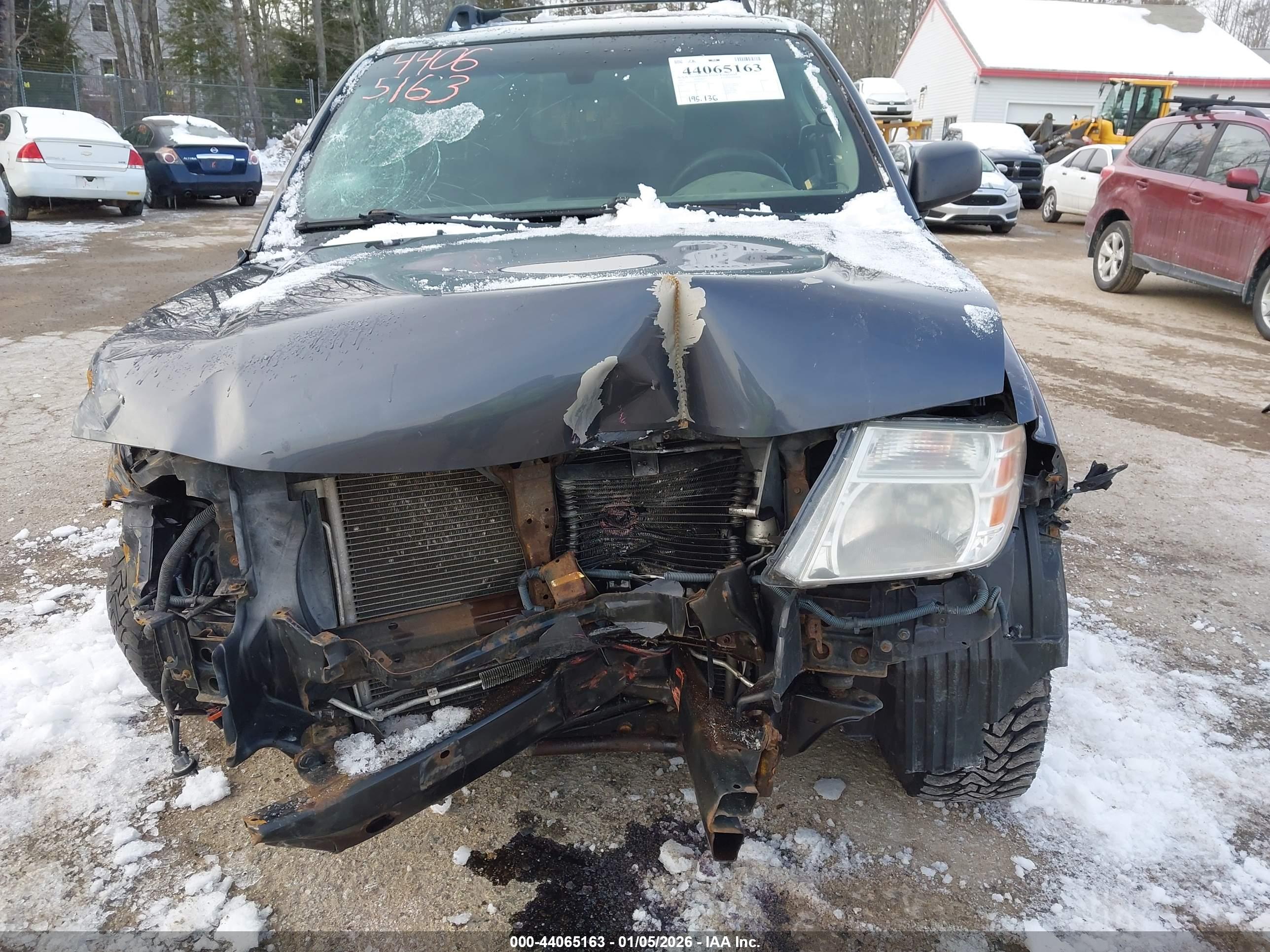 NISSAN PATHFINDER image 6