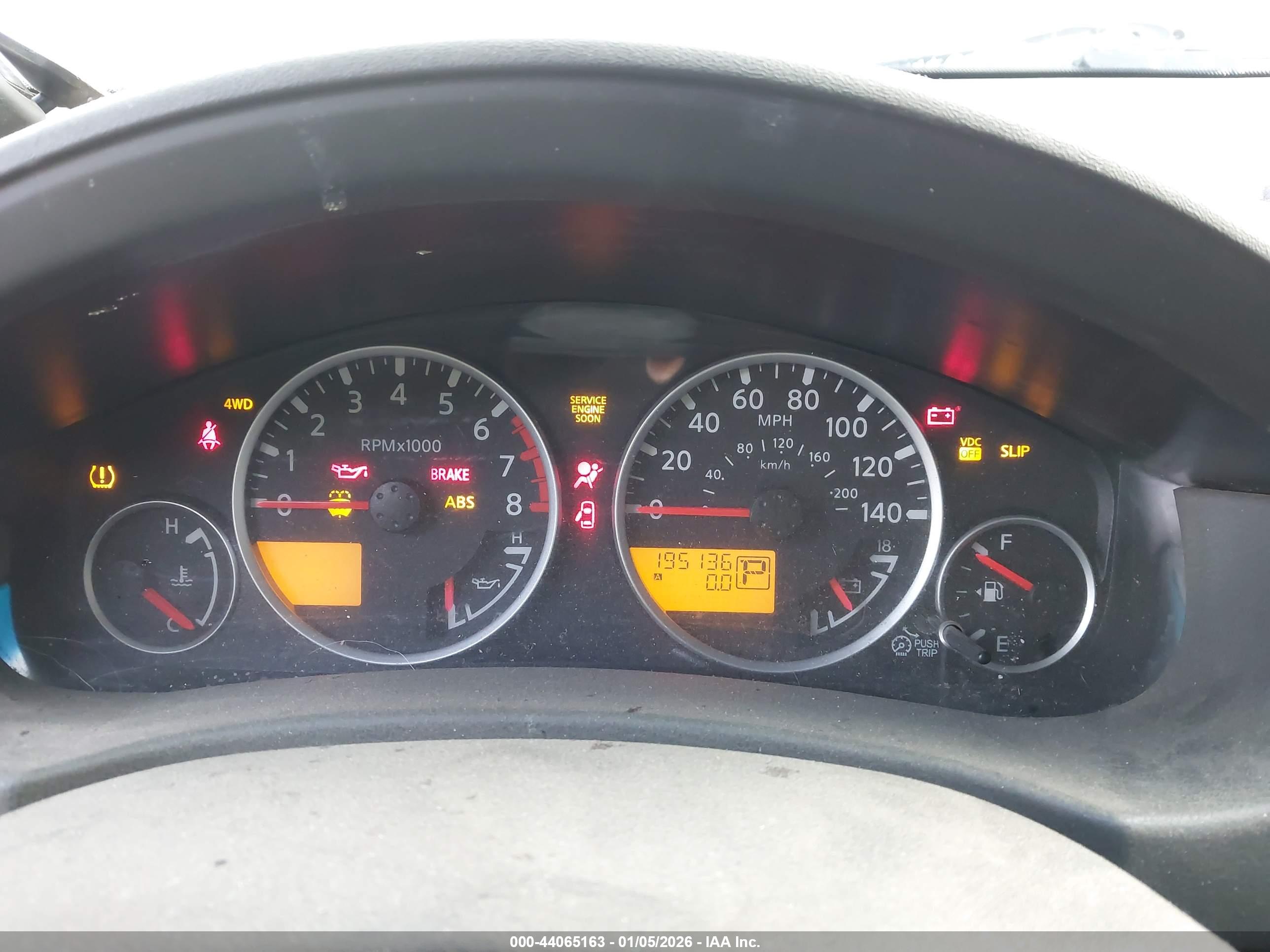 NISSAN PATHFINDER image 7