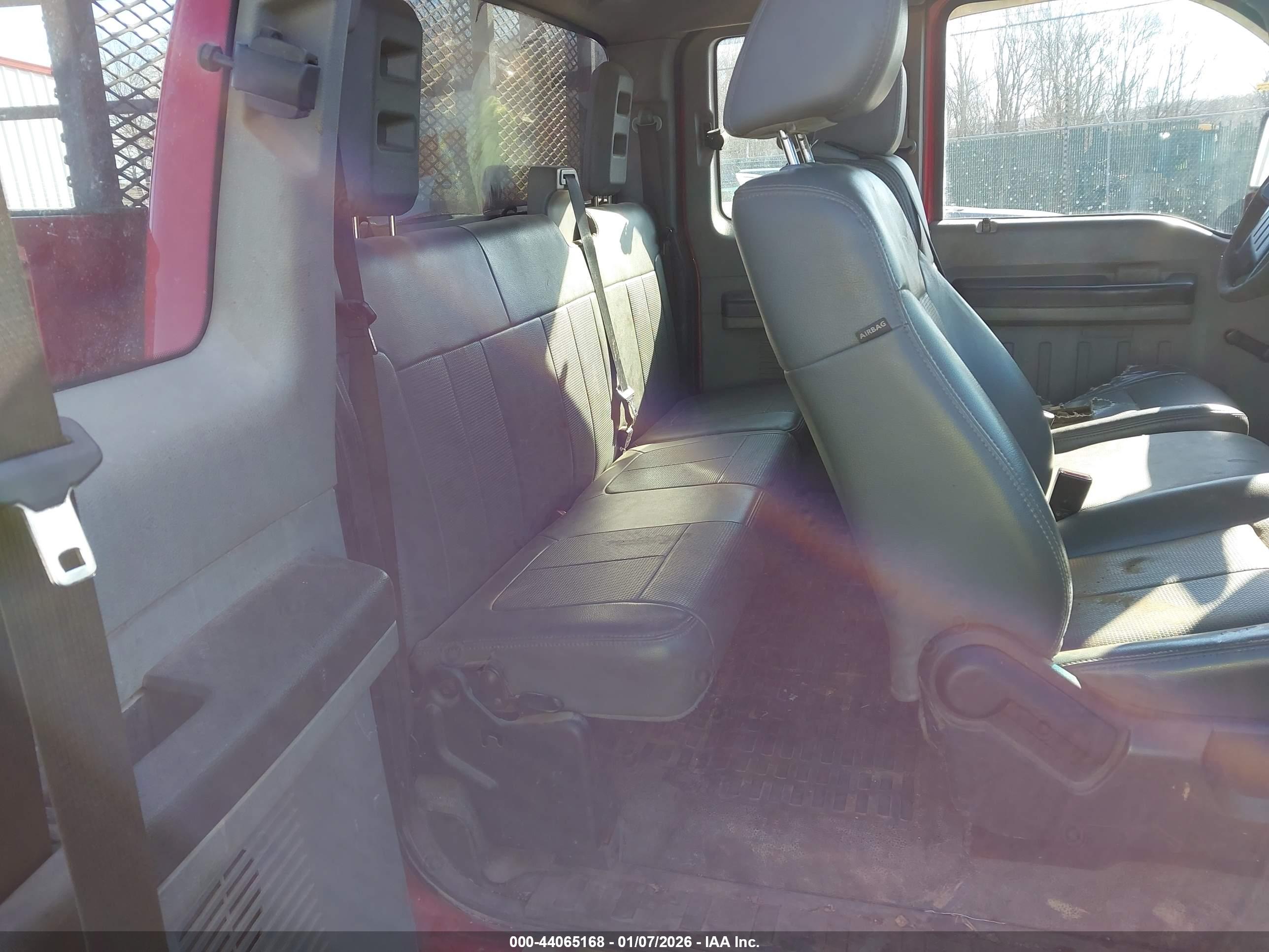 FORD F-250 image 8