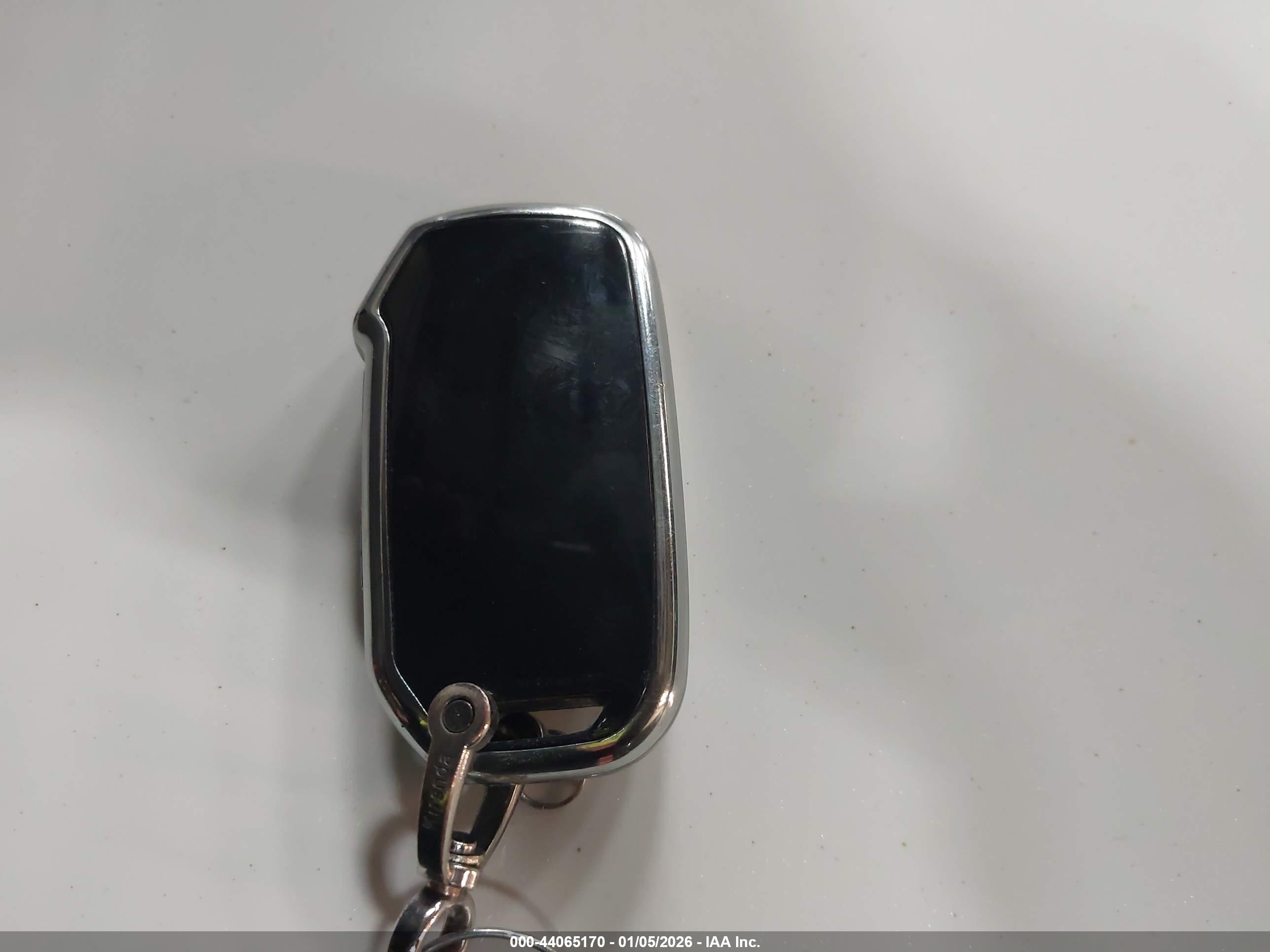 KIA K5 image 11