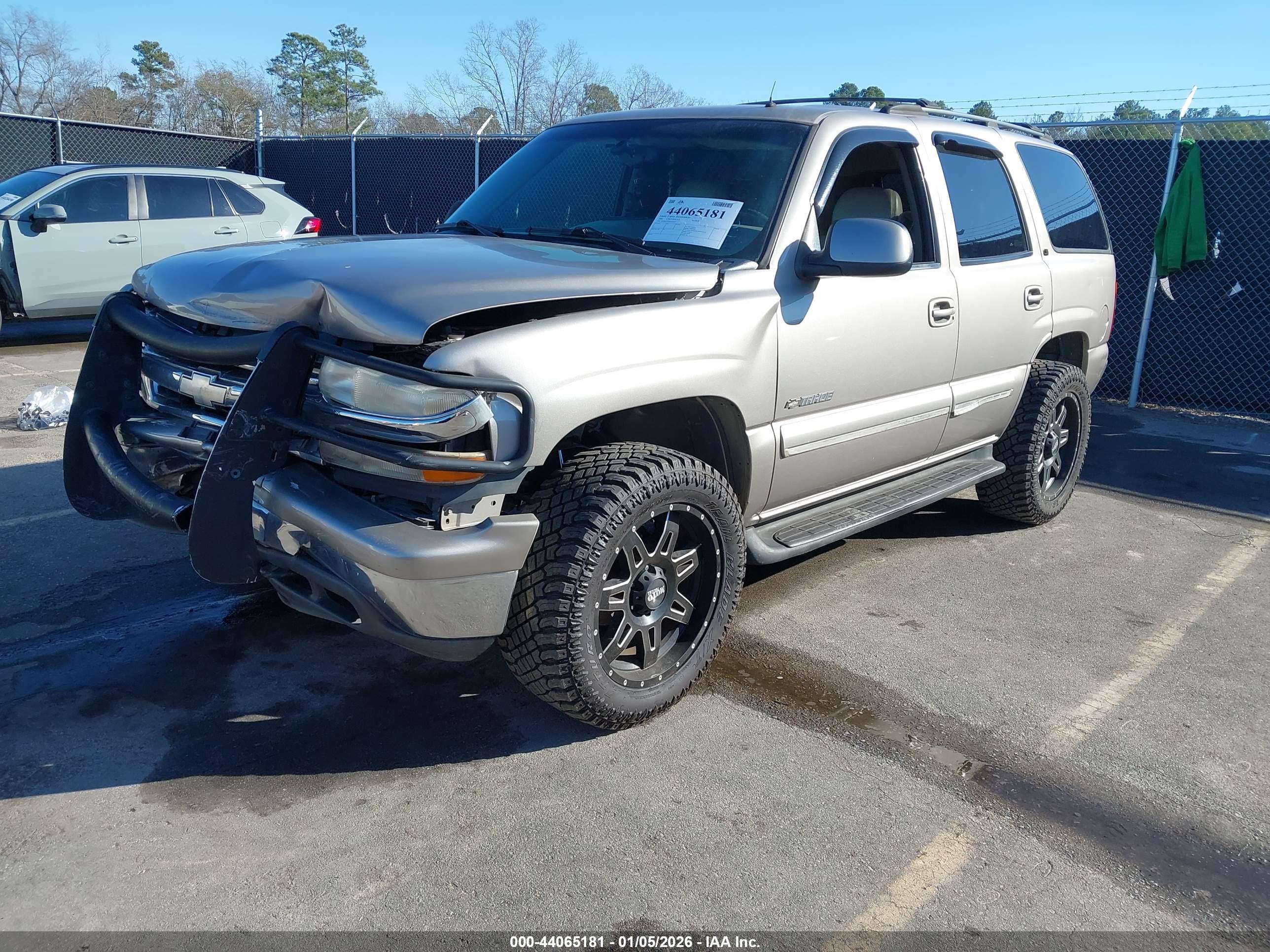 CHEVROLET TAHOE image 2