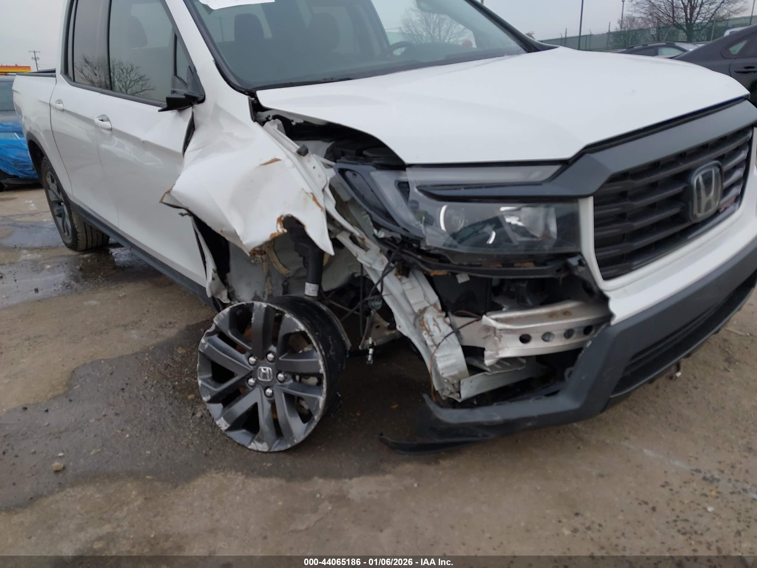 HONDA RIDGELINE image 6