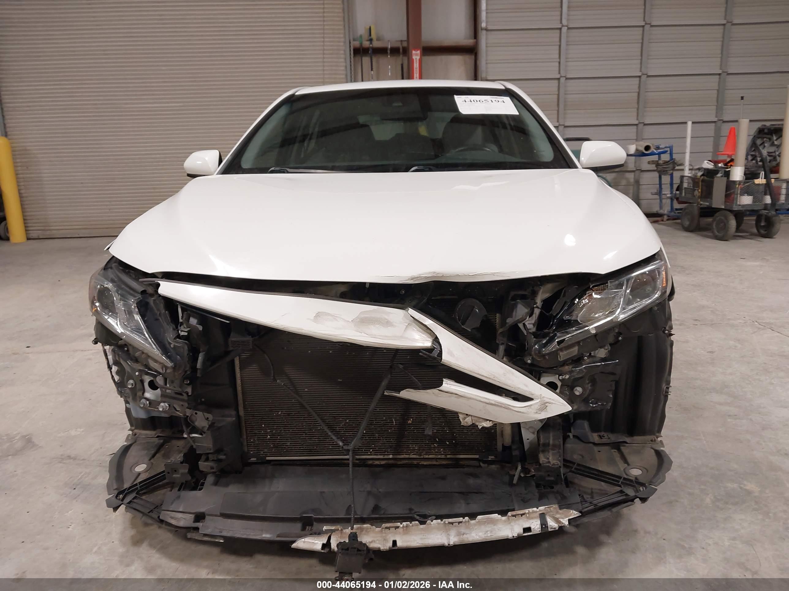 TOYOTA CAMRY image 6