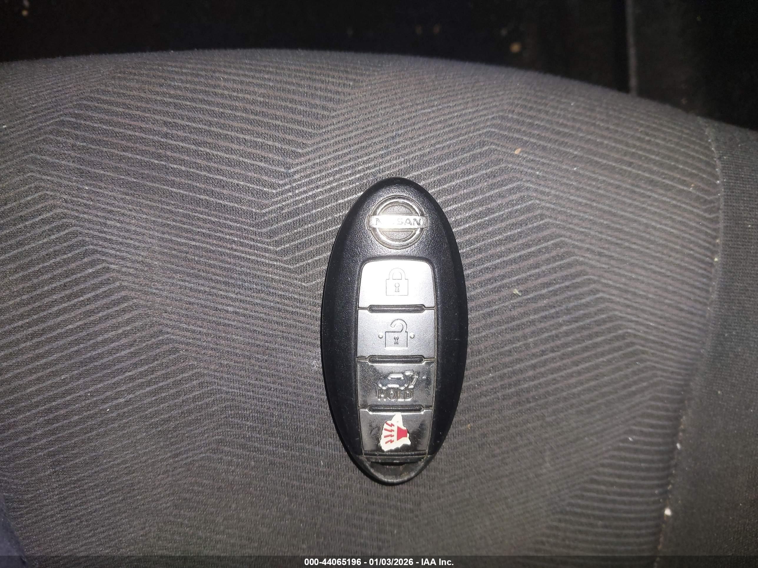 NISSAN ROGUE image 11