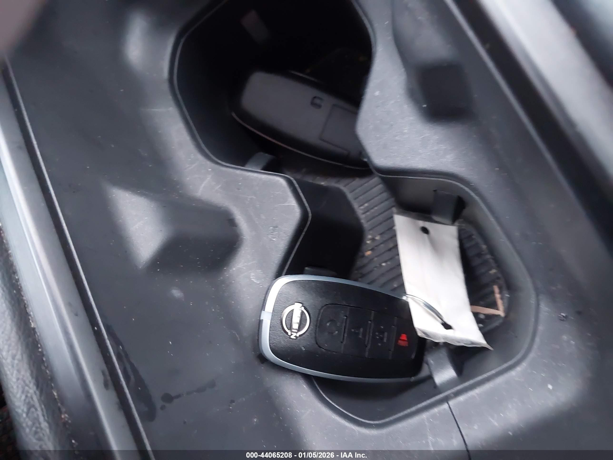 NISSAN KICKS image 11