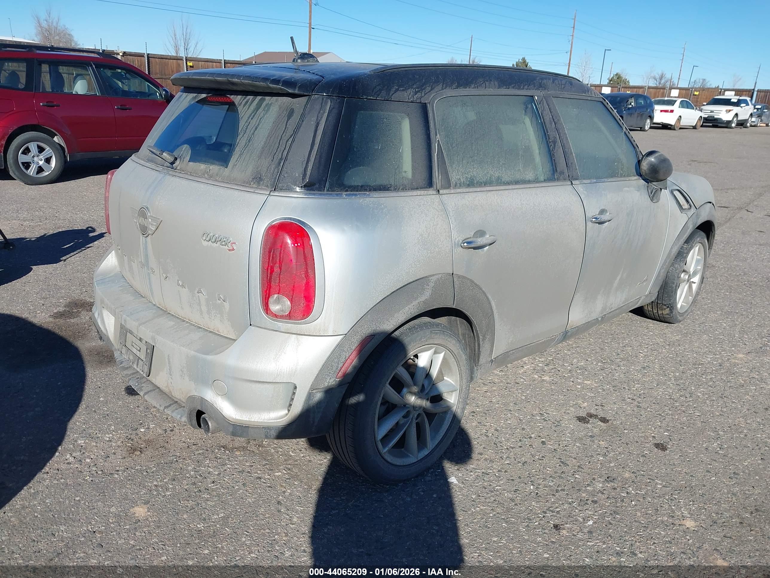 MINI COUNTRYMAN image 4