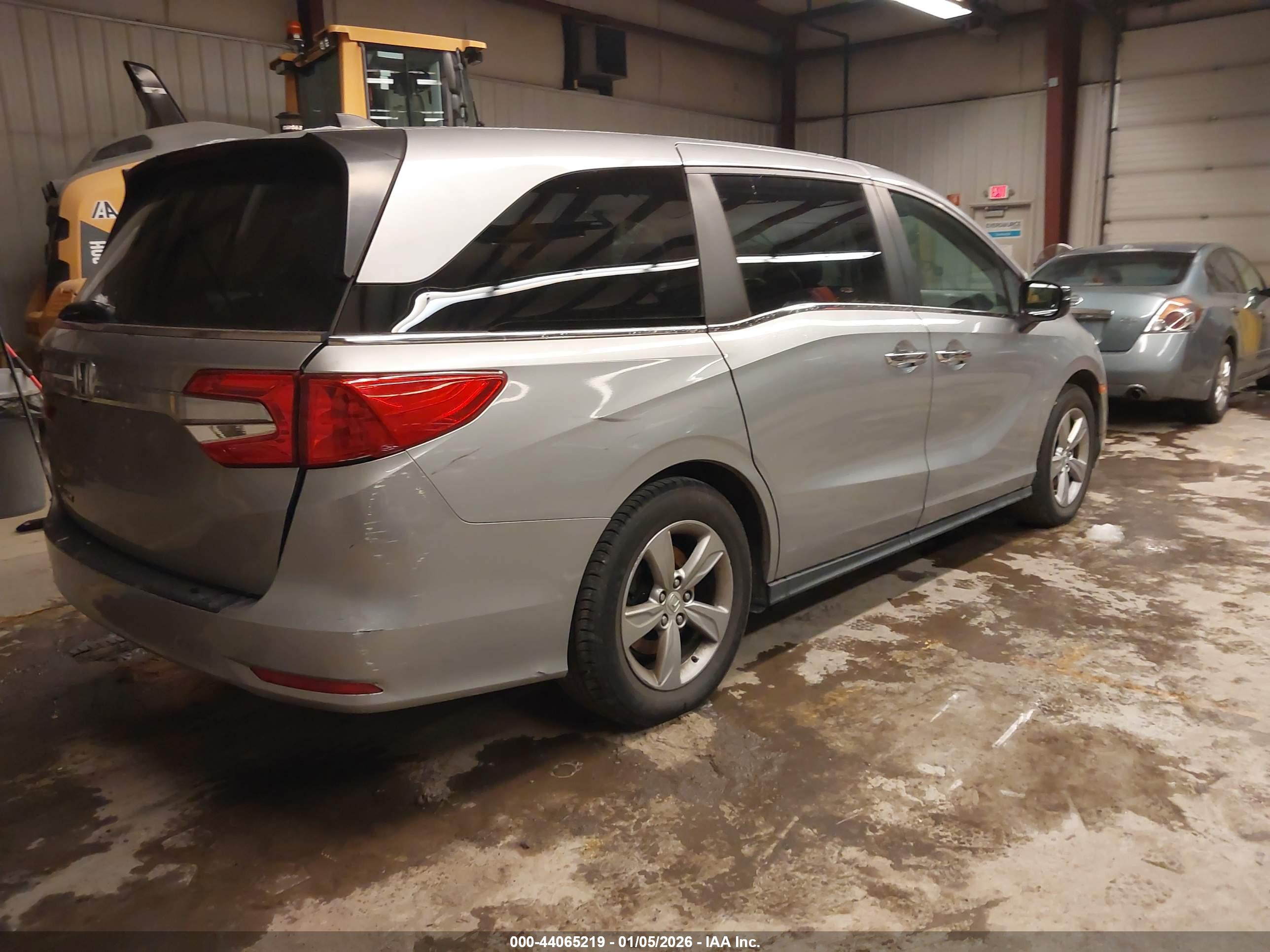 HONDA ODYSSEY image 4