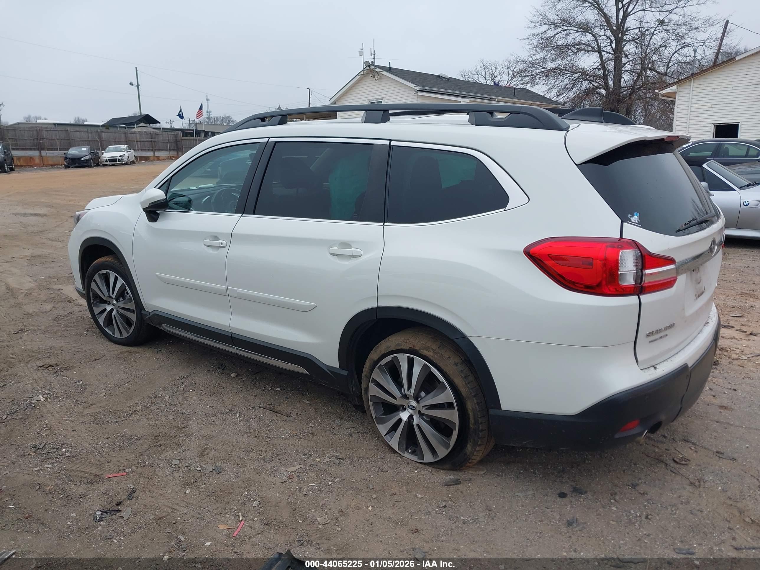SUBARU ASCENT image 3