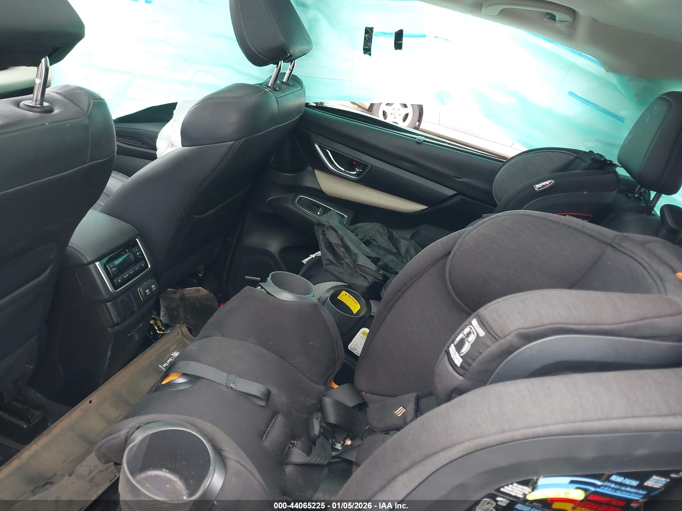 SUBARU ASCENT image 8
