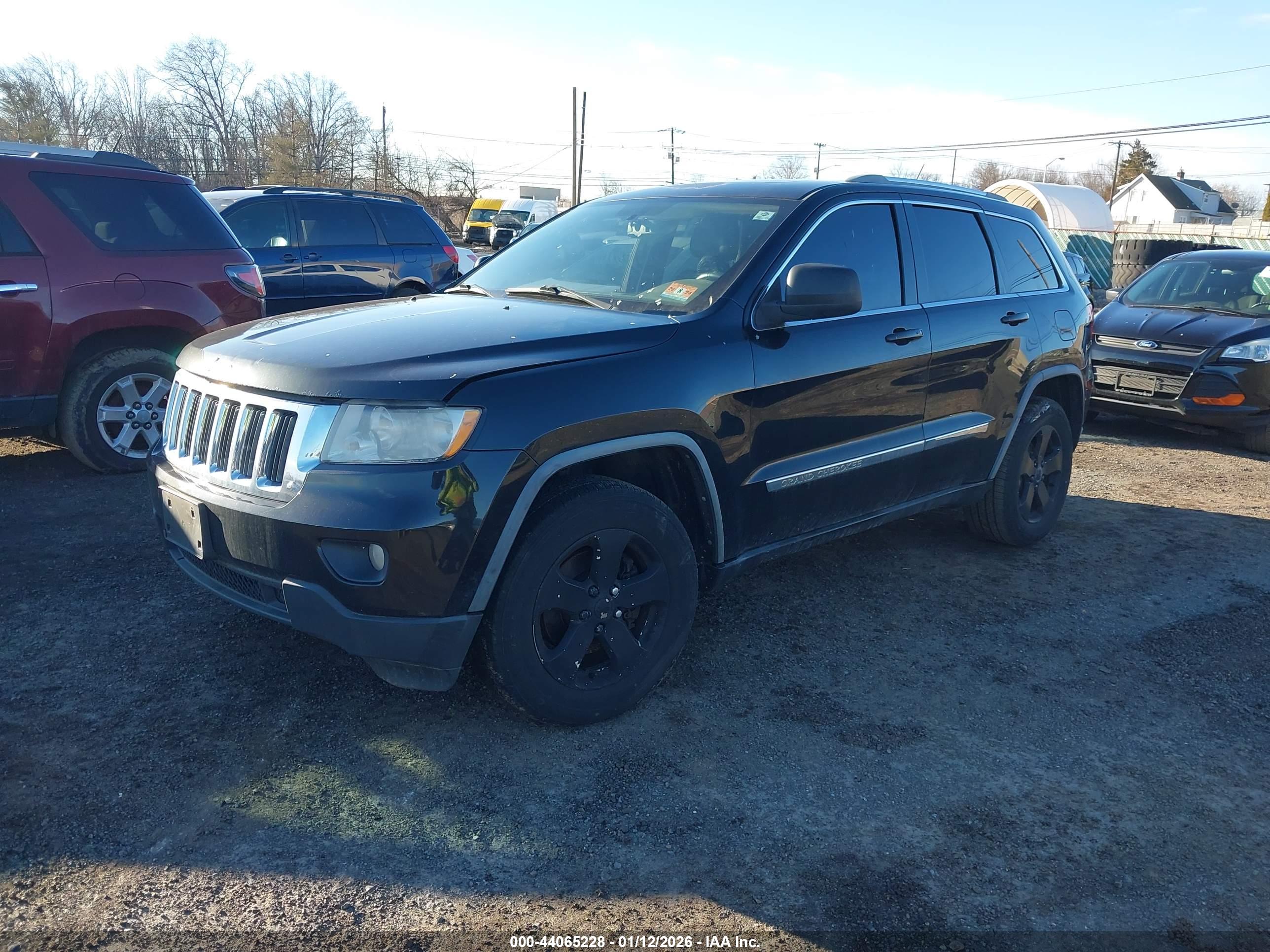 JEEP GRAND image 2