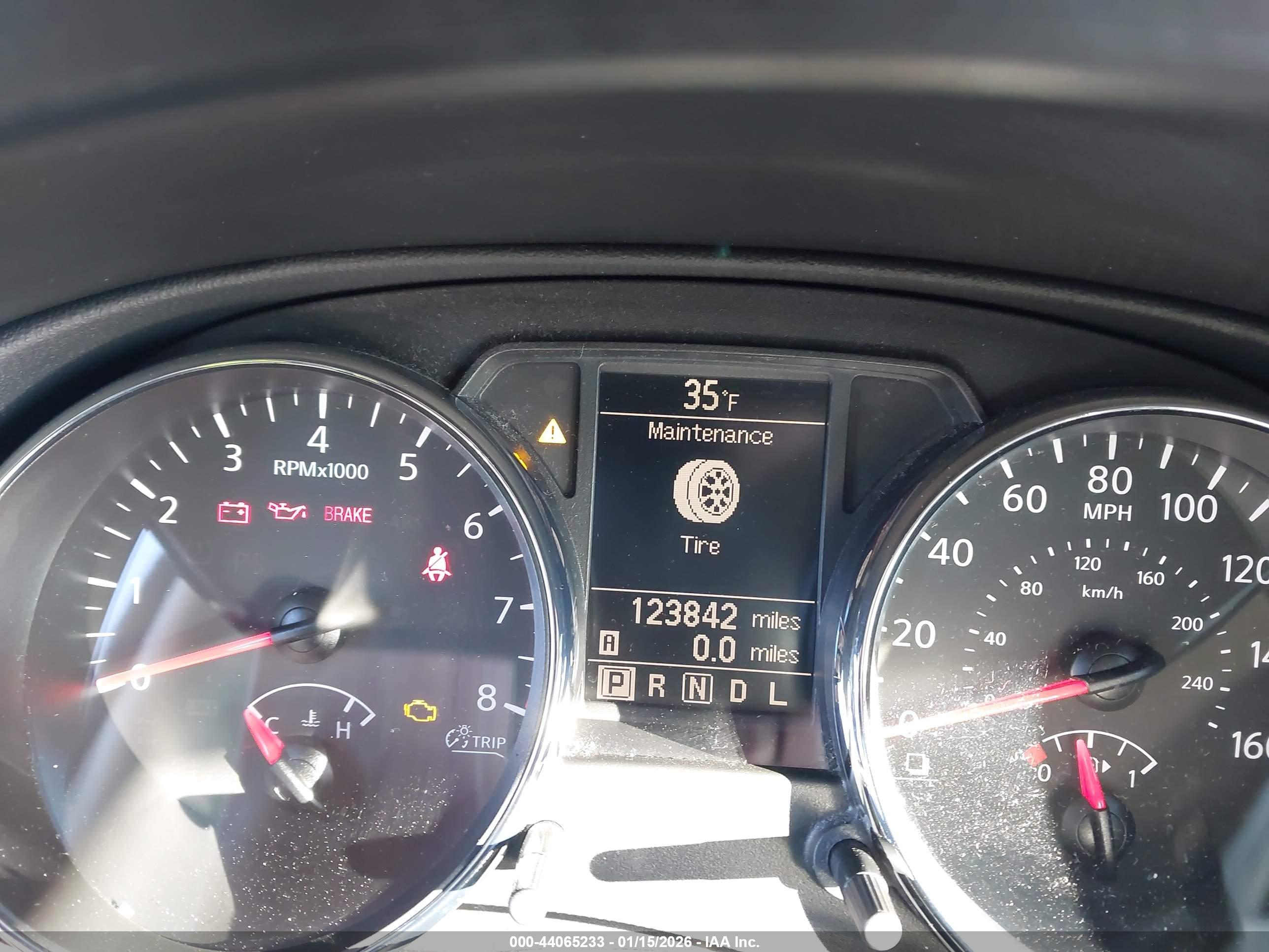 NISSAN ROGUE image 7