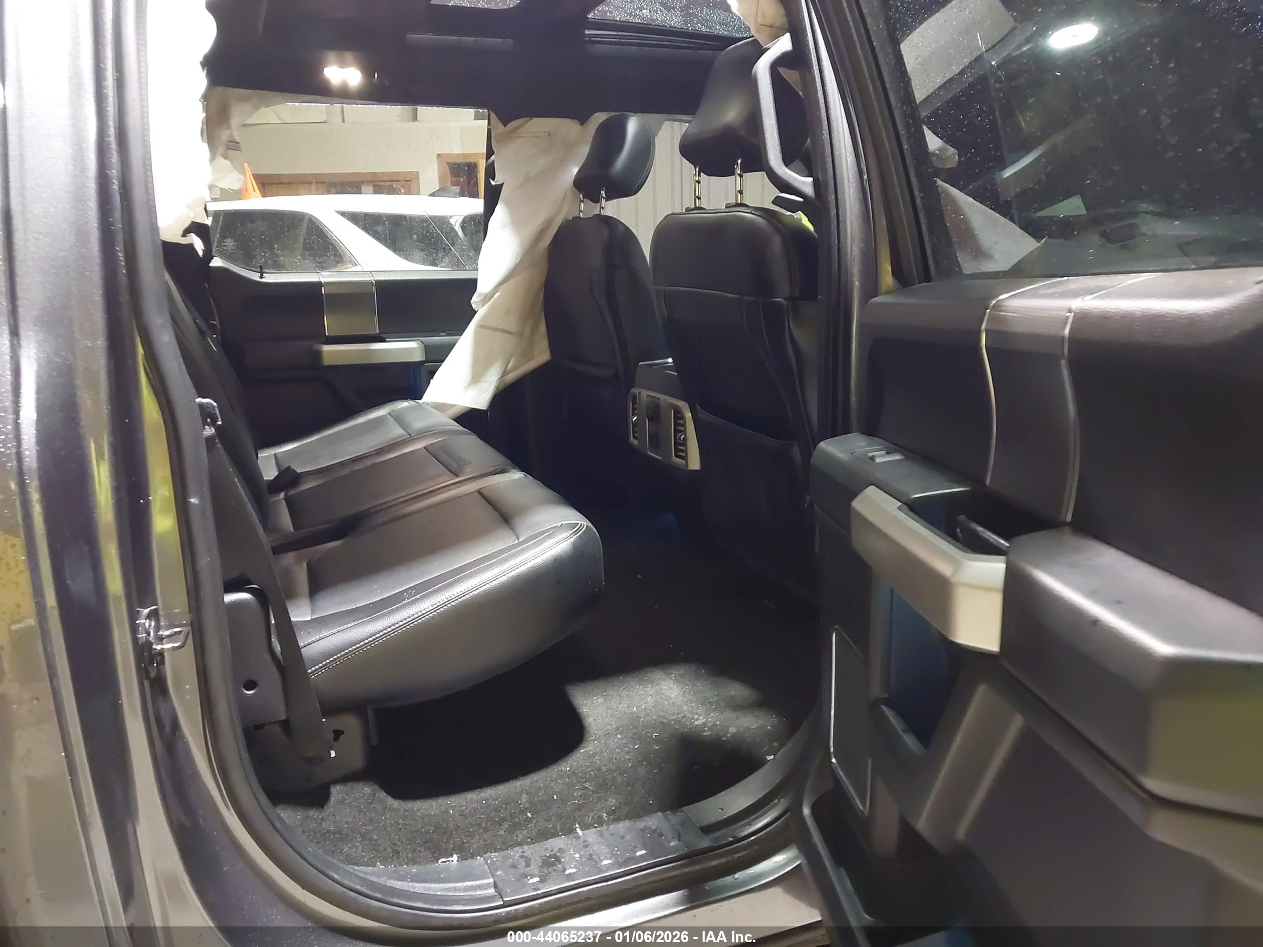 FORD F-150 image 8