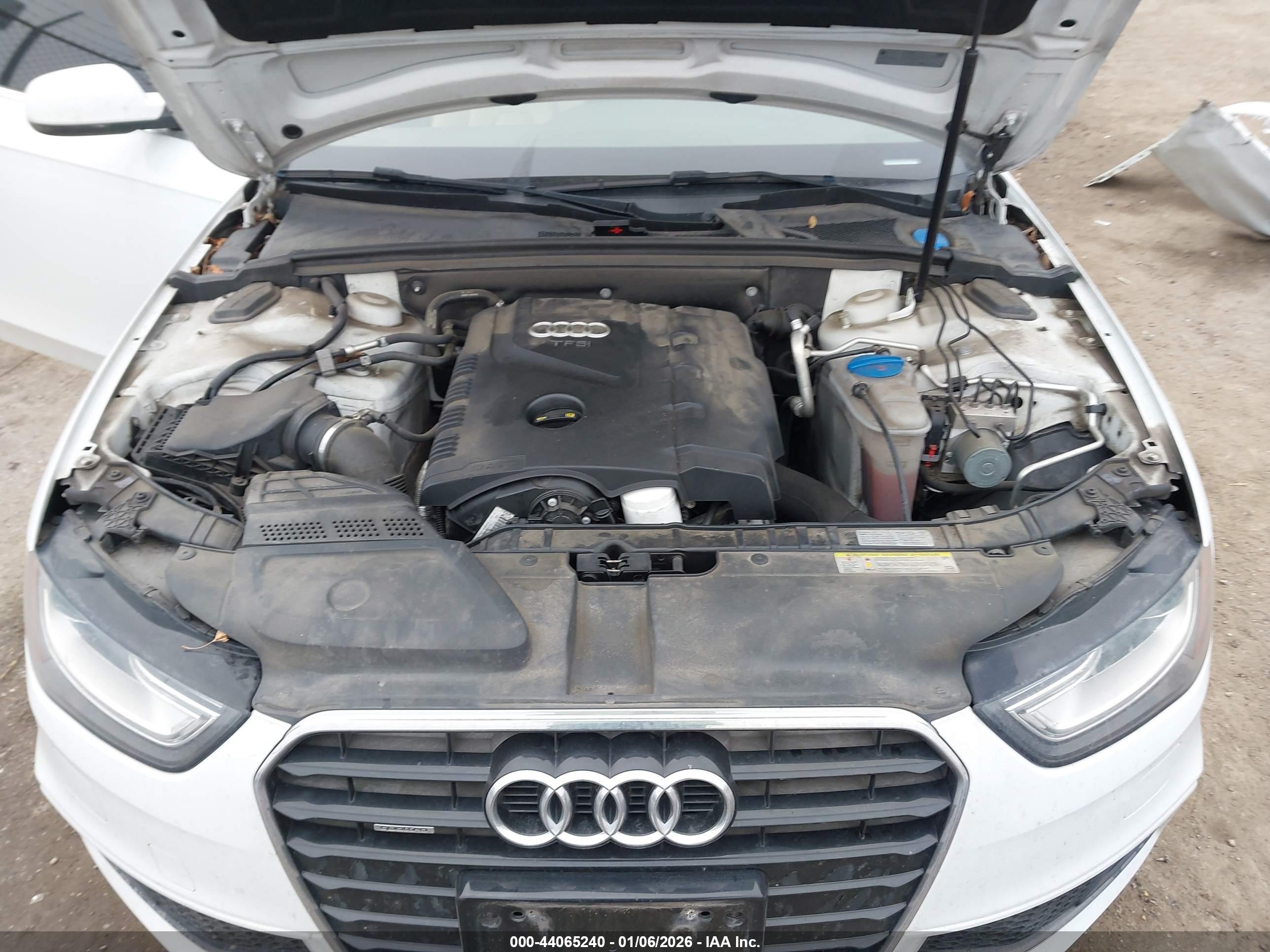 AUDI A4 image 10