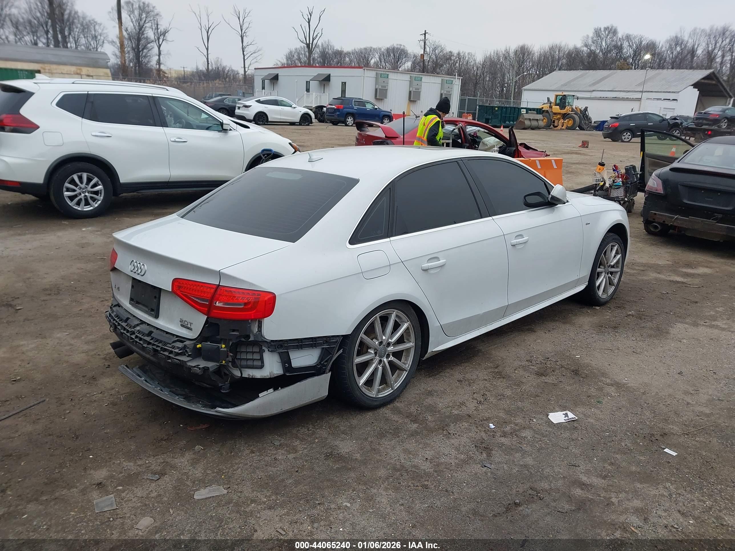 AUDI A4 image 4