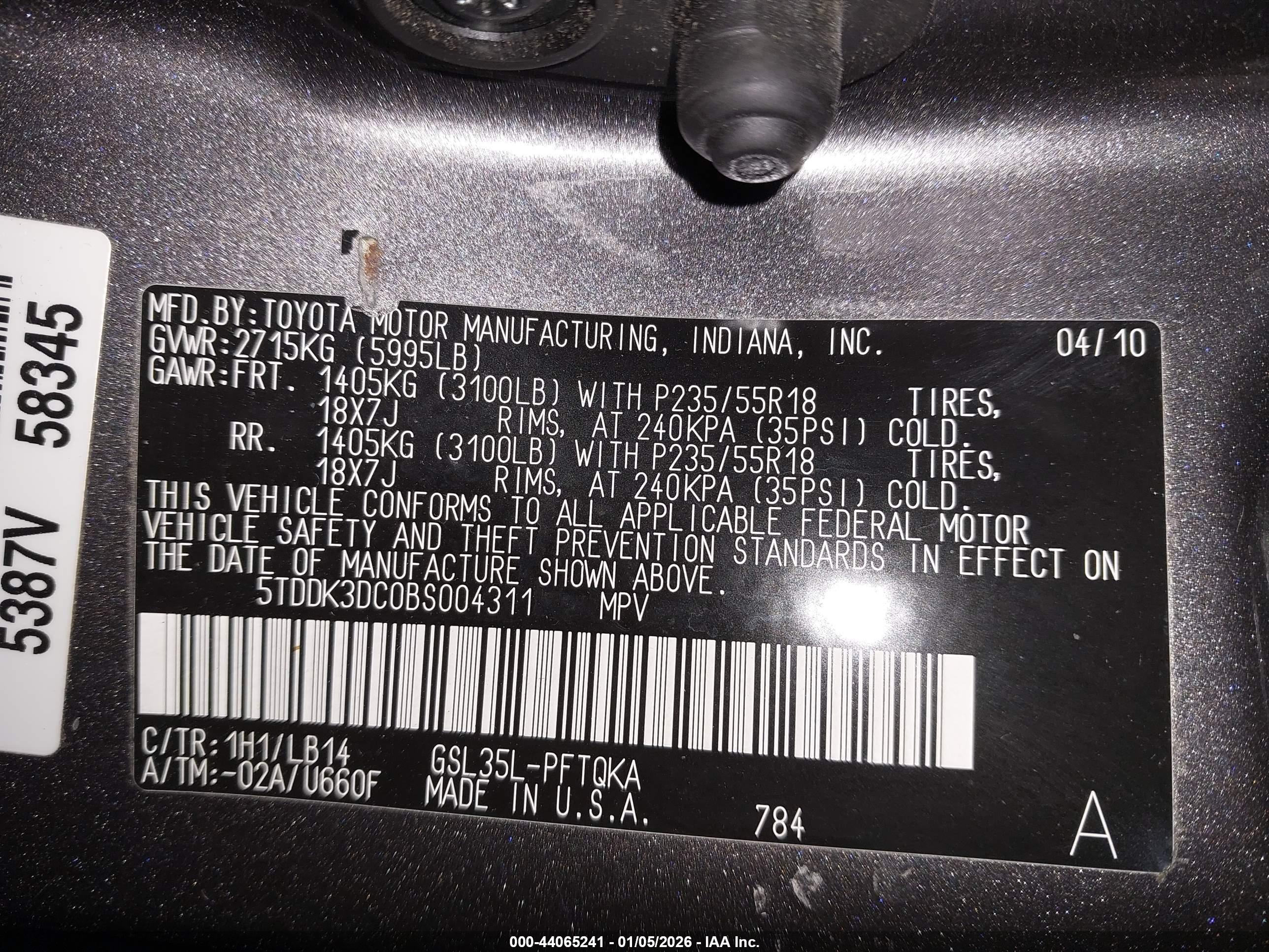 TOYOTA SIENNA image 9