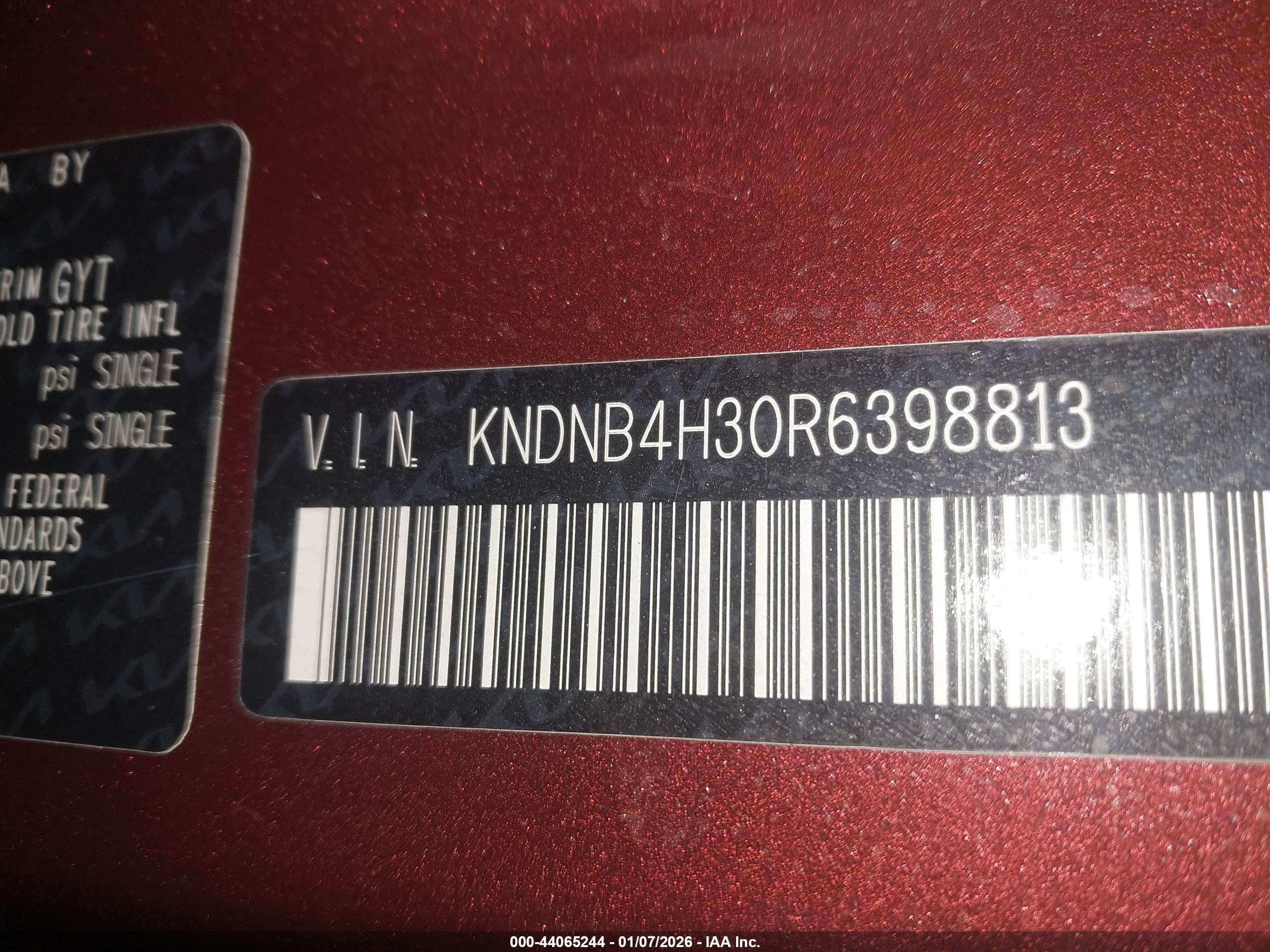 KIA CARNIVAL image 9