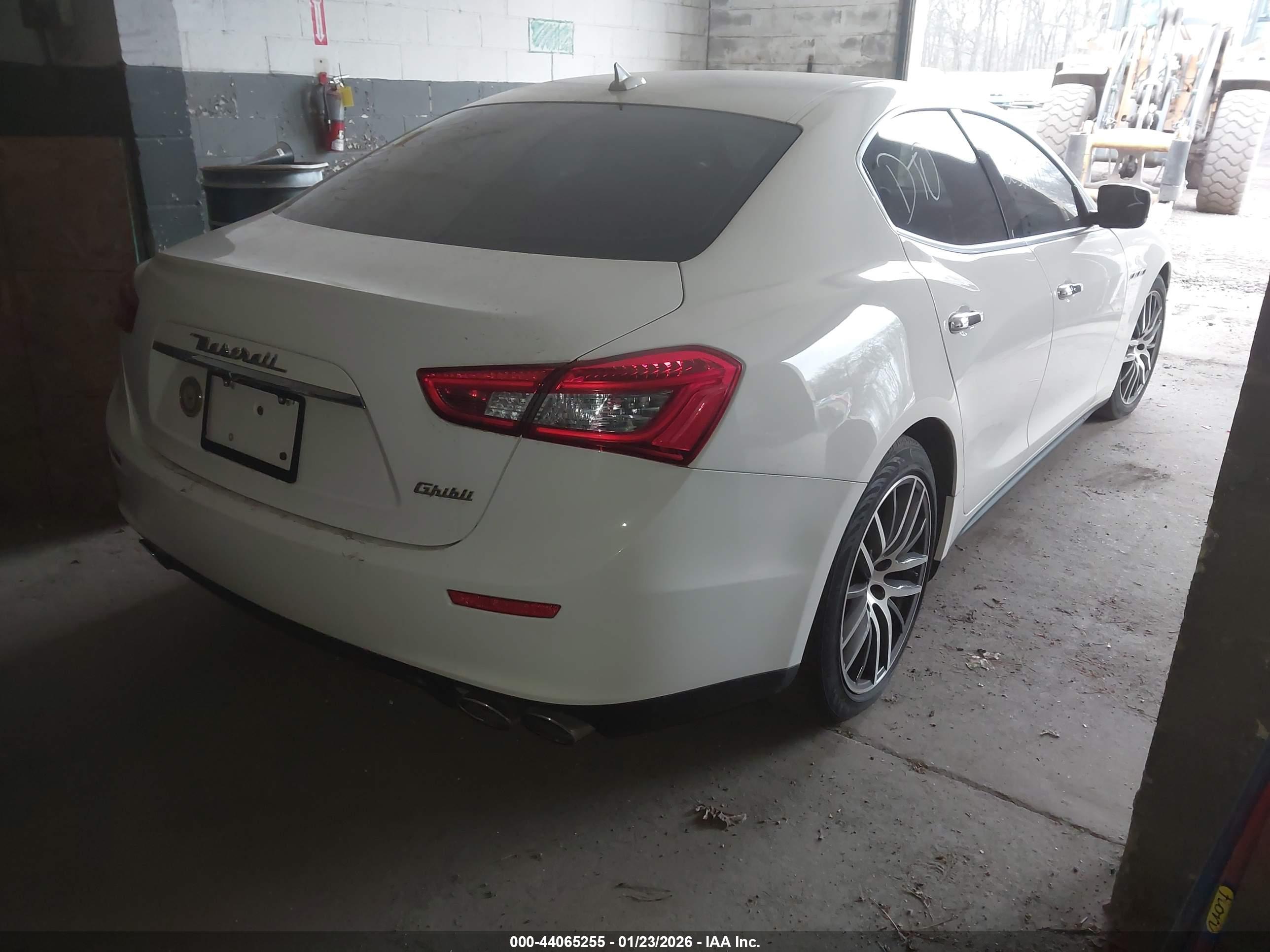 MASERATI GHIBLI image 4