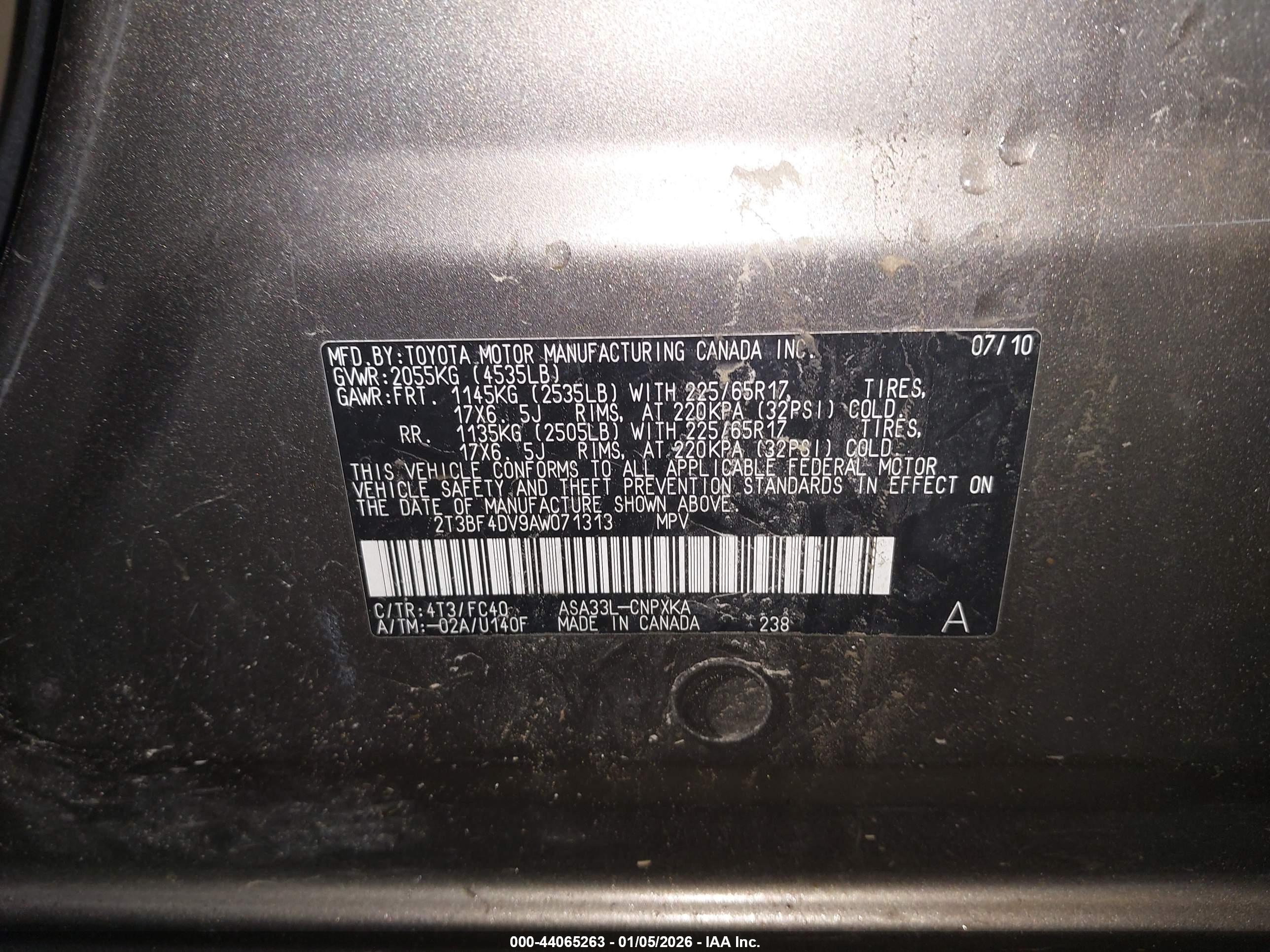 TOYOTA RAV4 image 9
